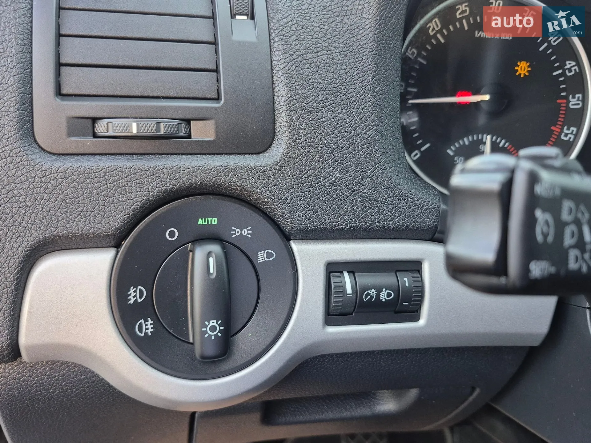 2012 Skoda Octavia - мініатюра 51