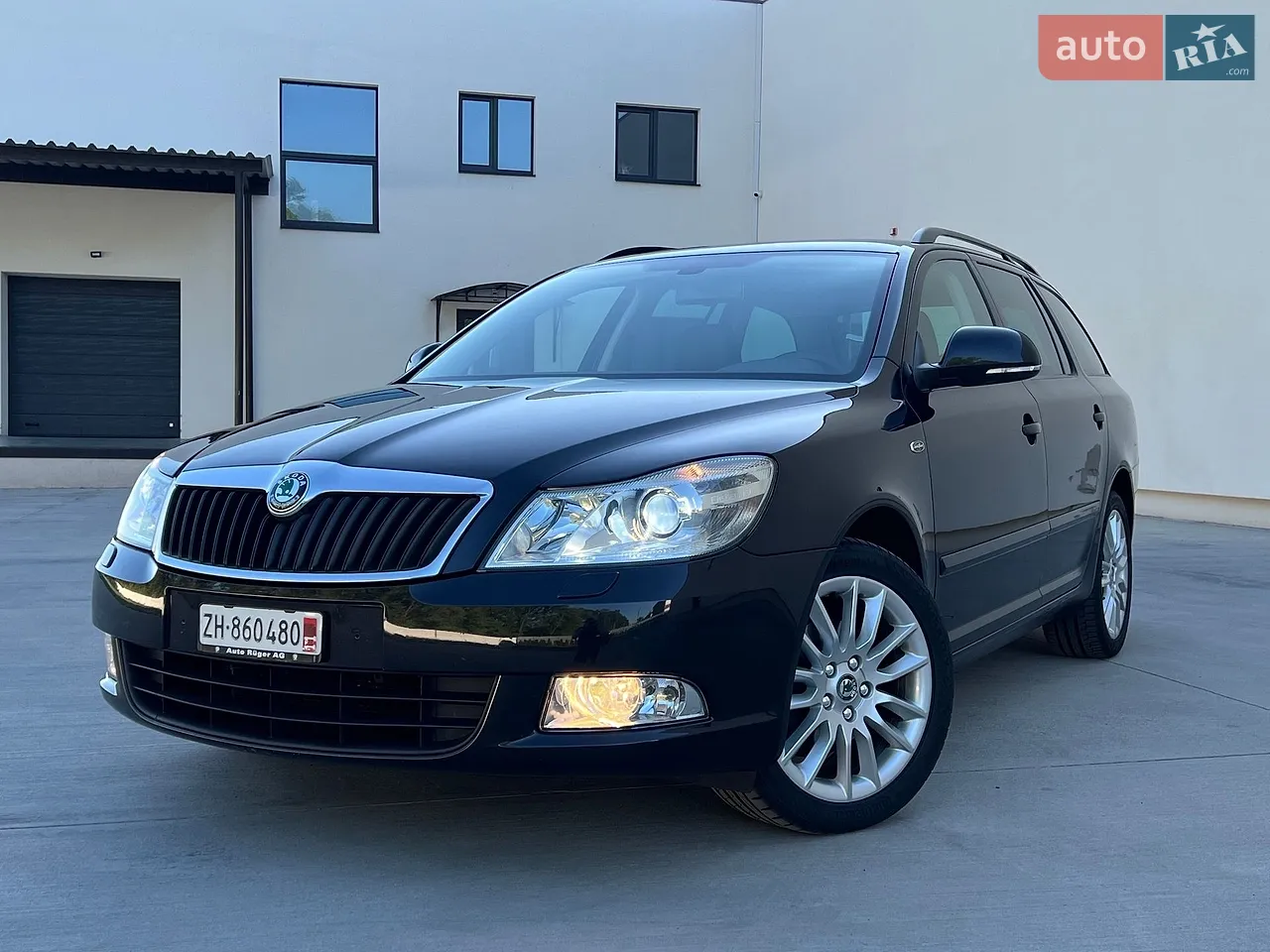 2011 Skoda Octavia - мініатюра 199