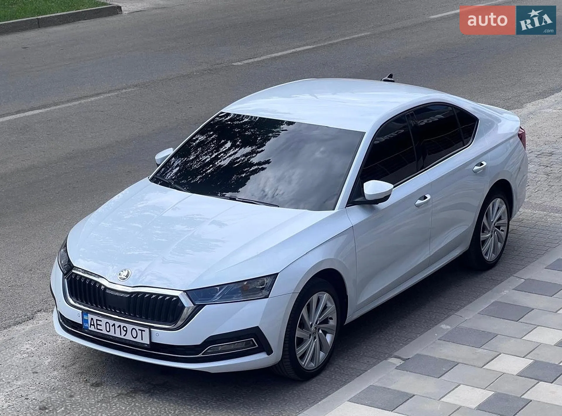 2021 Skoda Octavia - фото 1