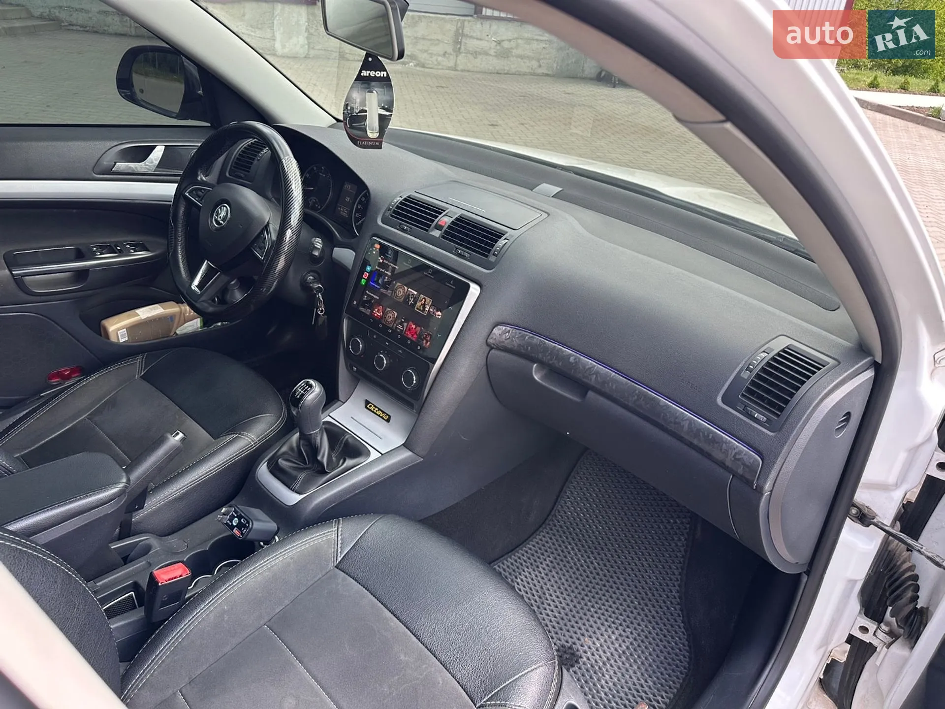 2011 Skoda Octavia - мініатюра 14