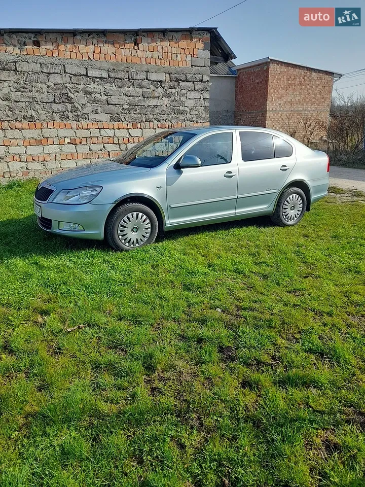 2011 Skoda Octavia - мініатюра 11
