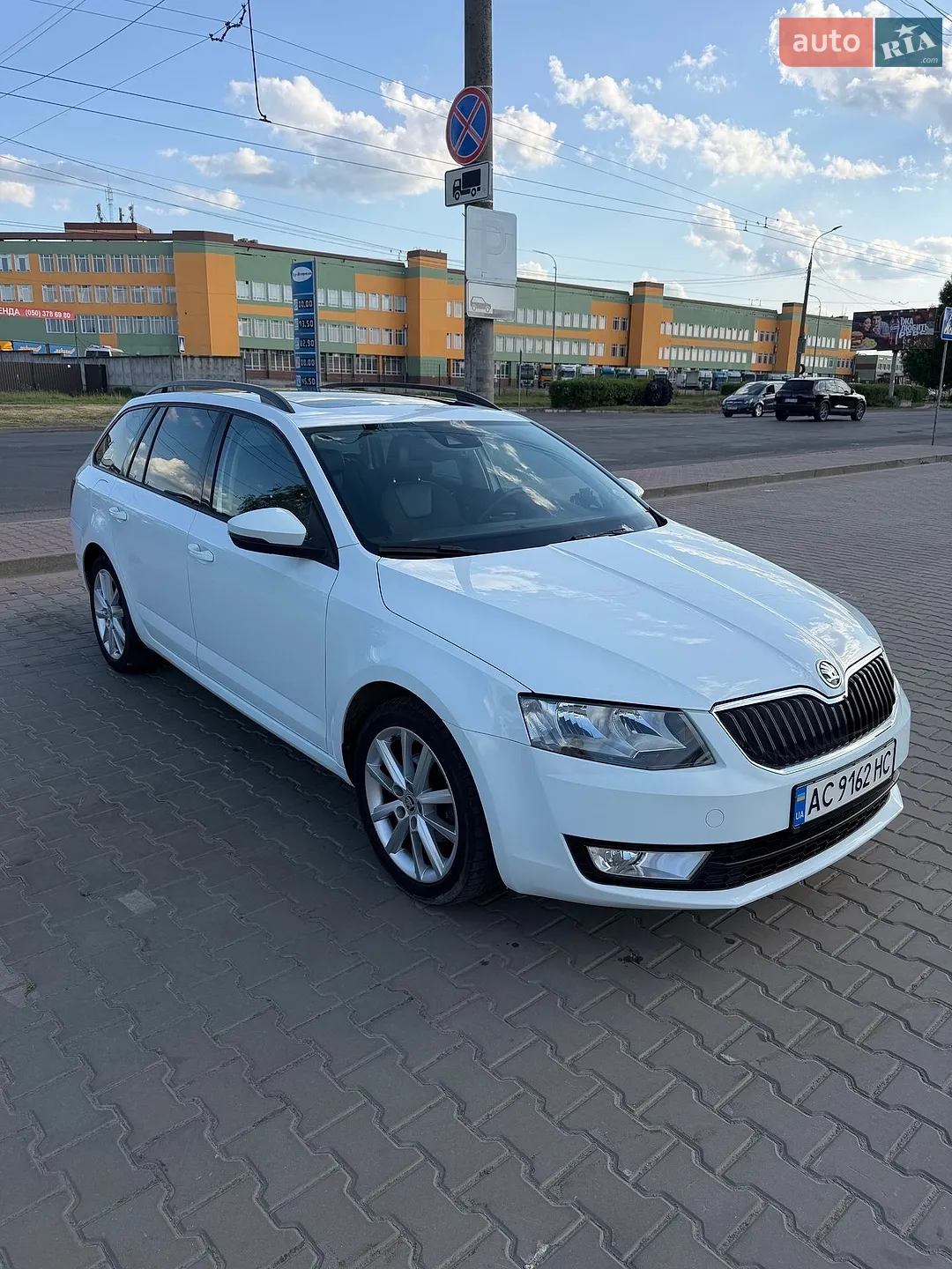 2015 Skoda Octavia - мініатюра 2