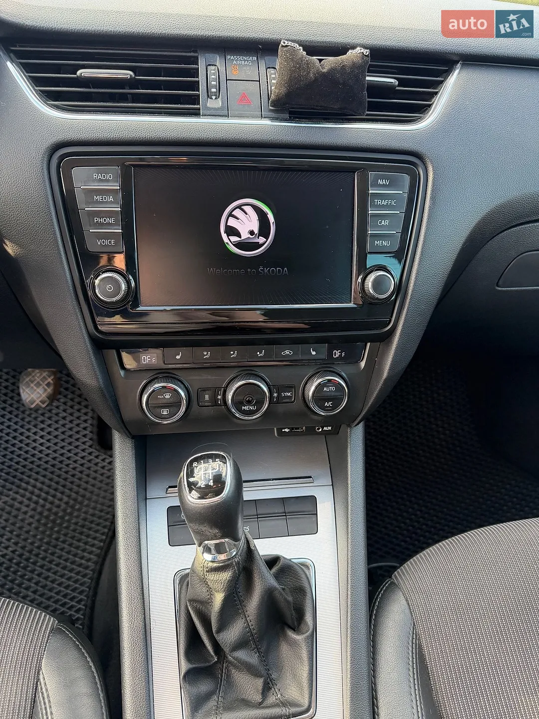 2015 Skoda Octavia - мініатюра 14