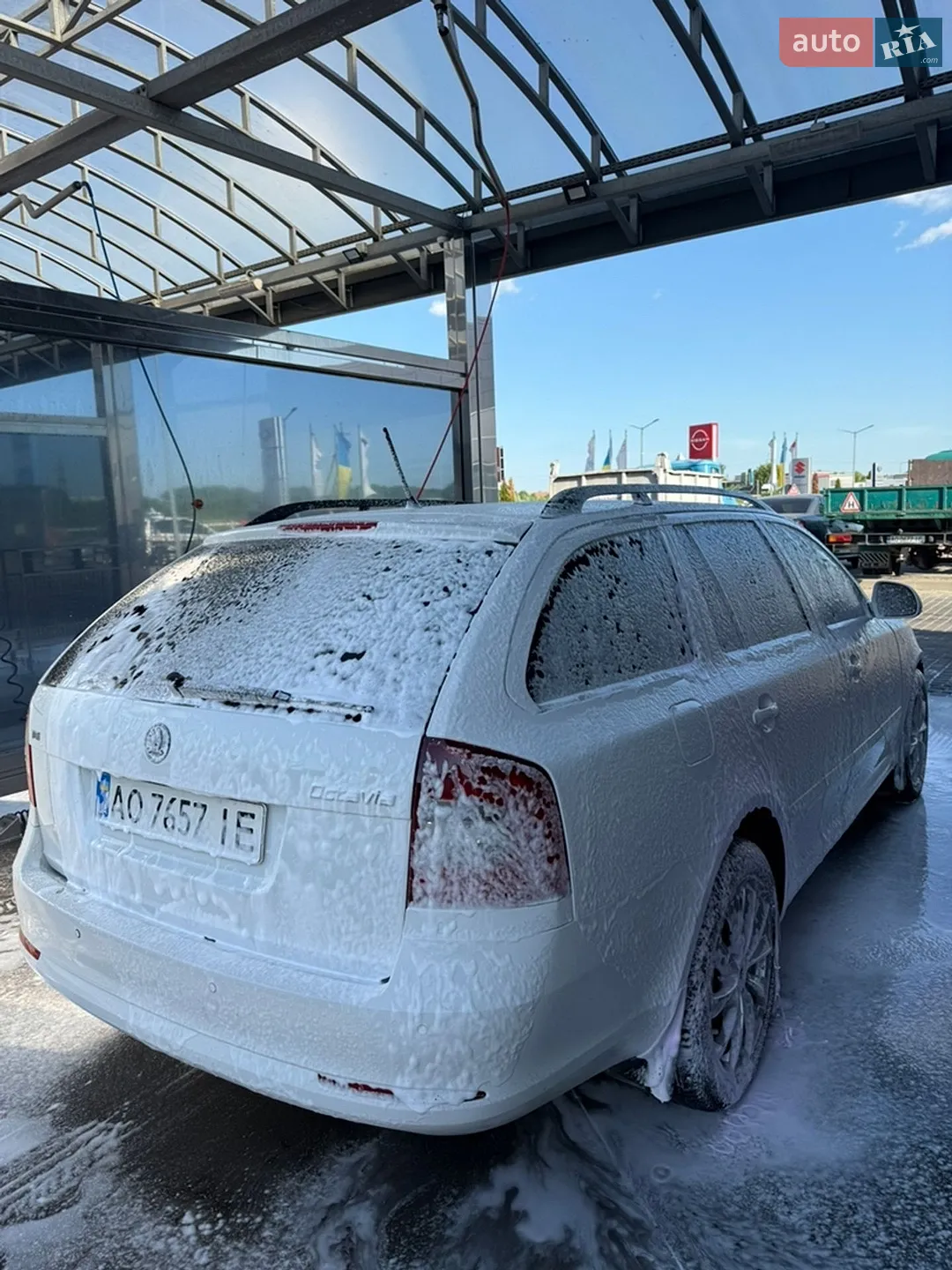 2011 Skoda Octavia - мініатюра 2