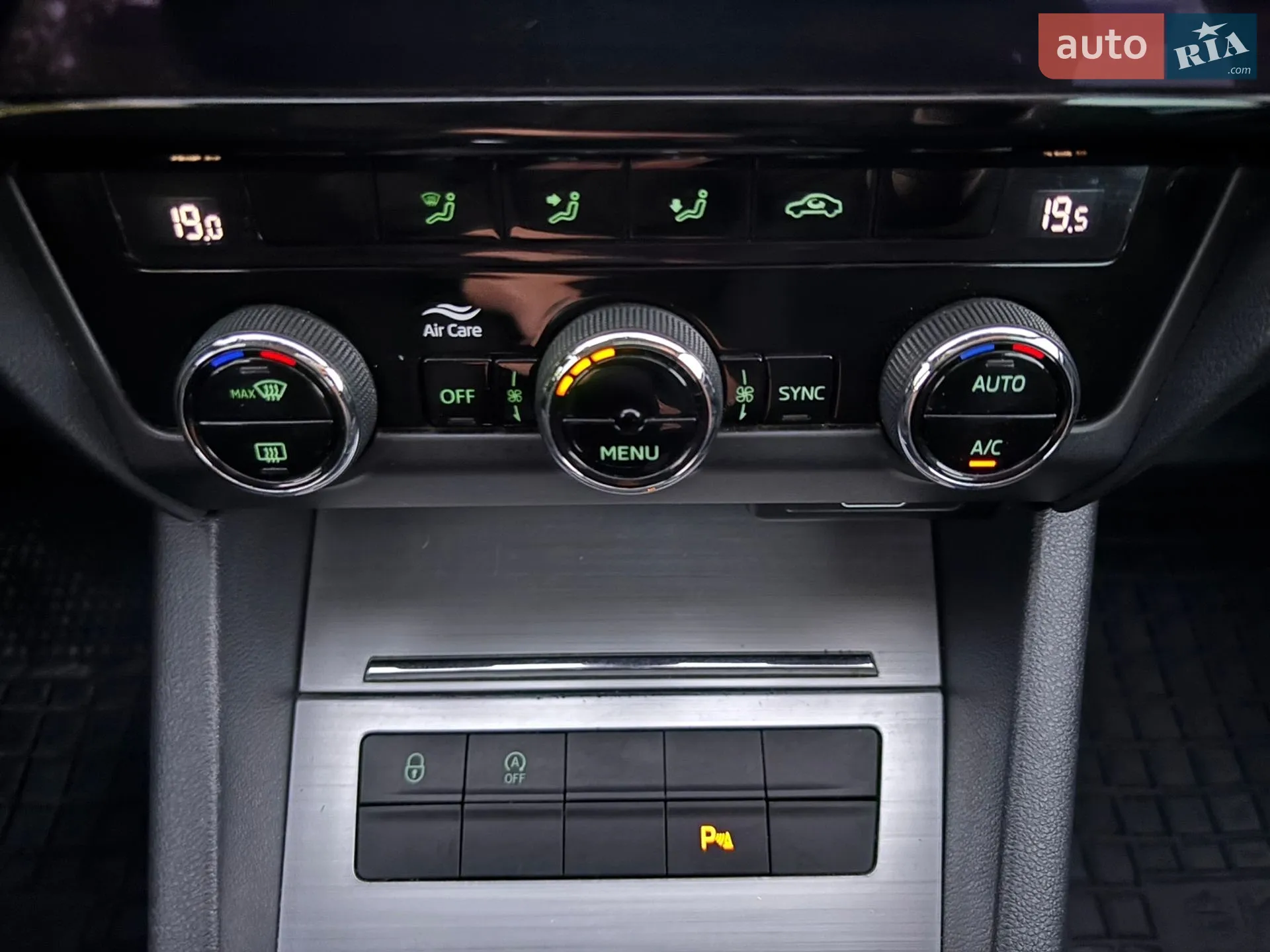 2019 Skoda Octavia - мініатюра 66
