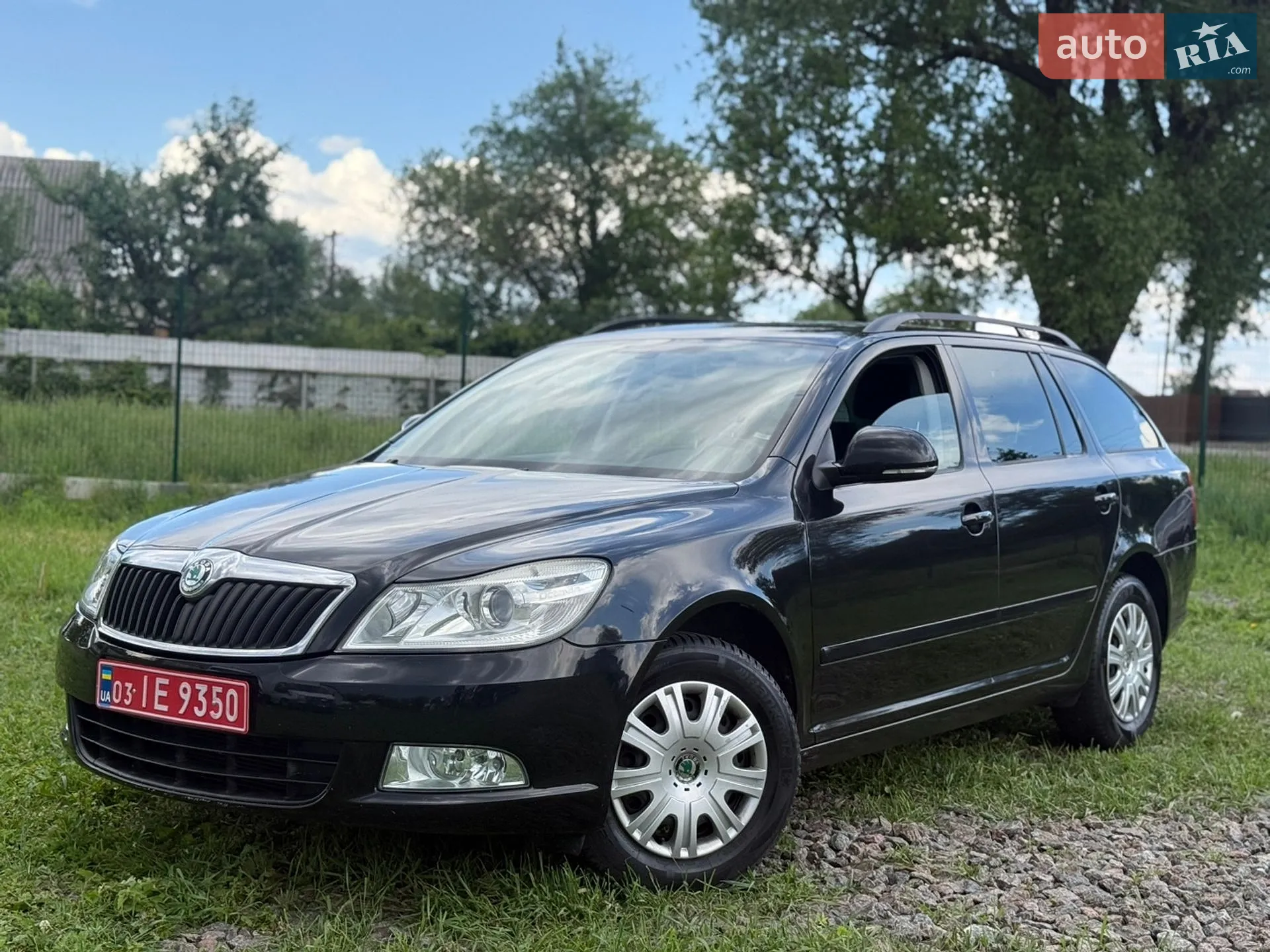2010 Skoda Octavia - мініатюра 3