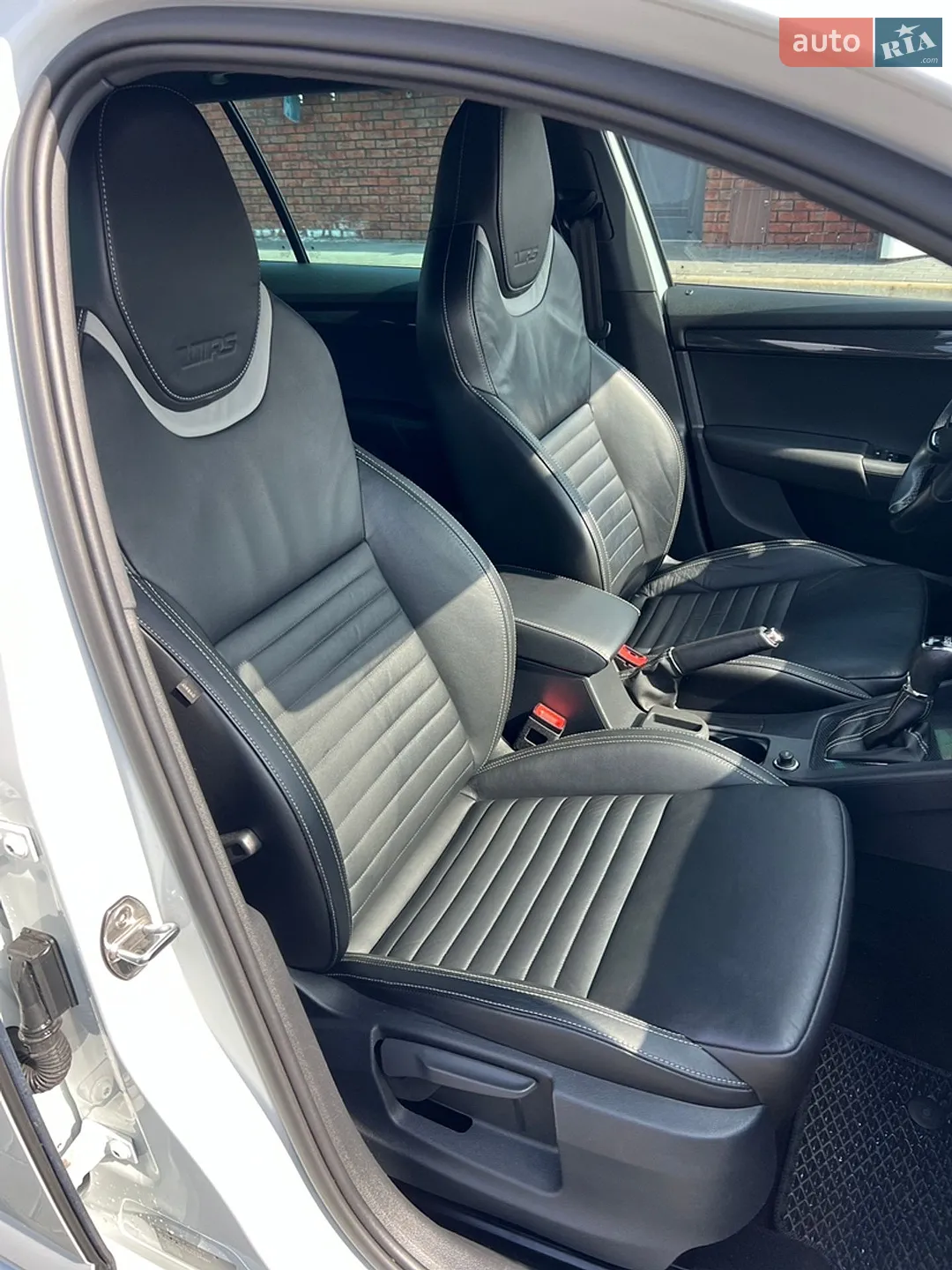 2016 Skoda Octavia - мініатюра 24