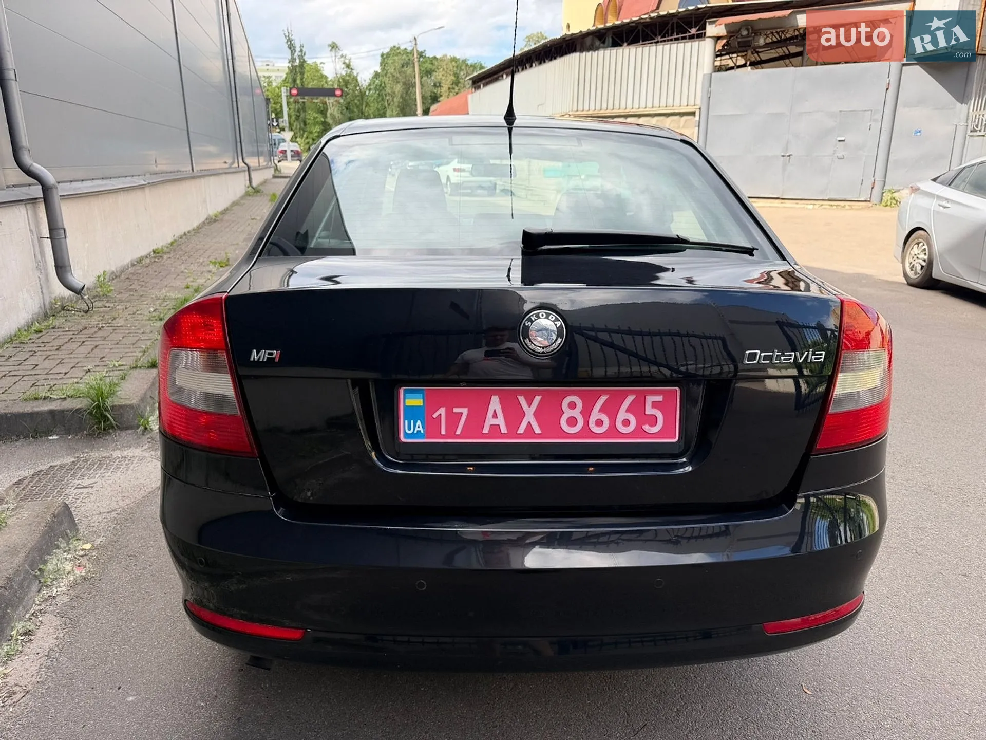 2010 Skoda Octavia - мініатюра 11