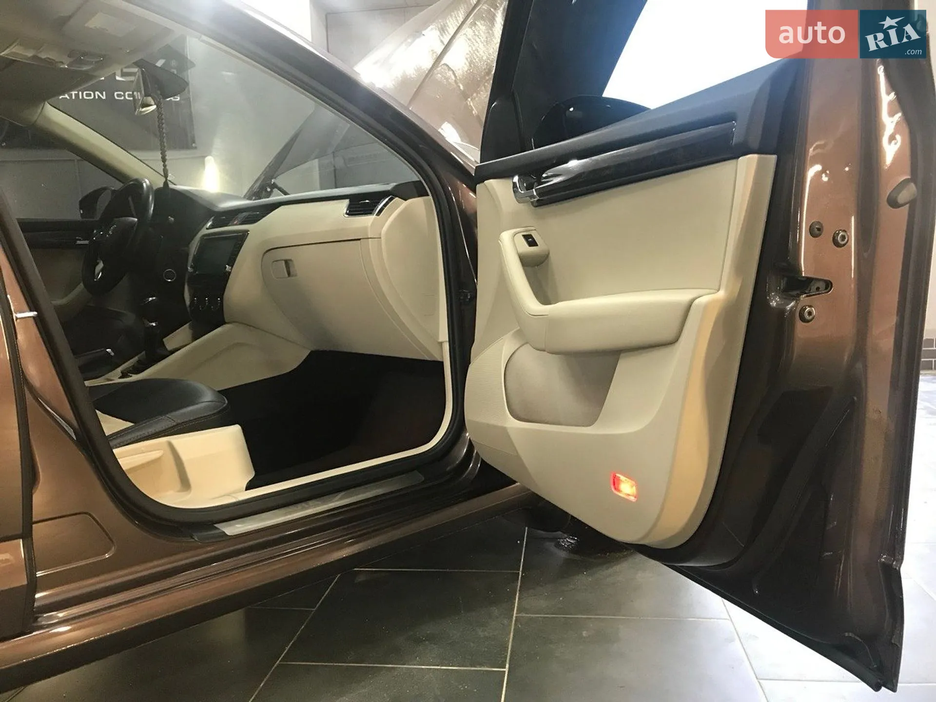 2013 Skoda Octavia - мініатюра 8