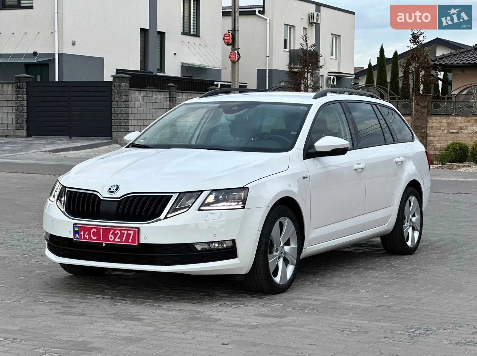2020 Skoda Octavia - мініатюра 2