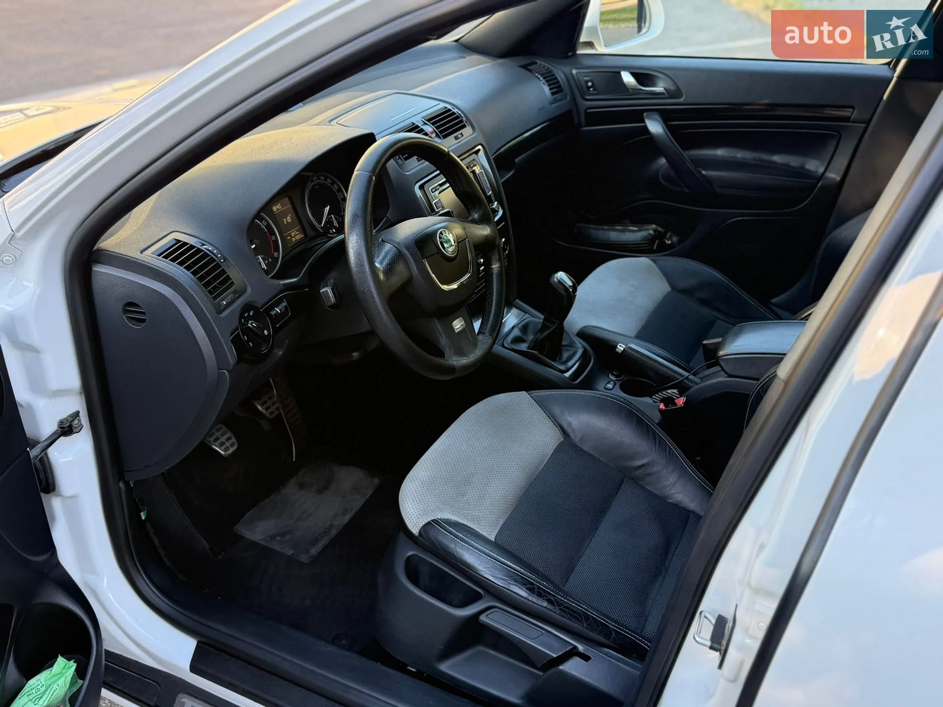 2011 Skoda Octavia - мініатюра 7