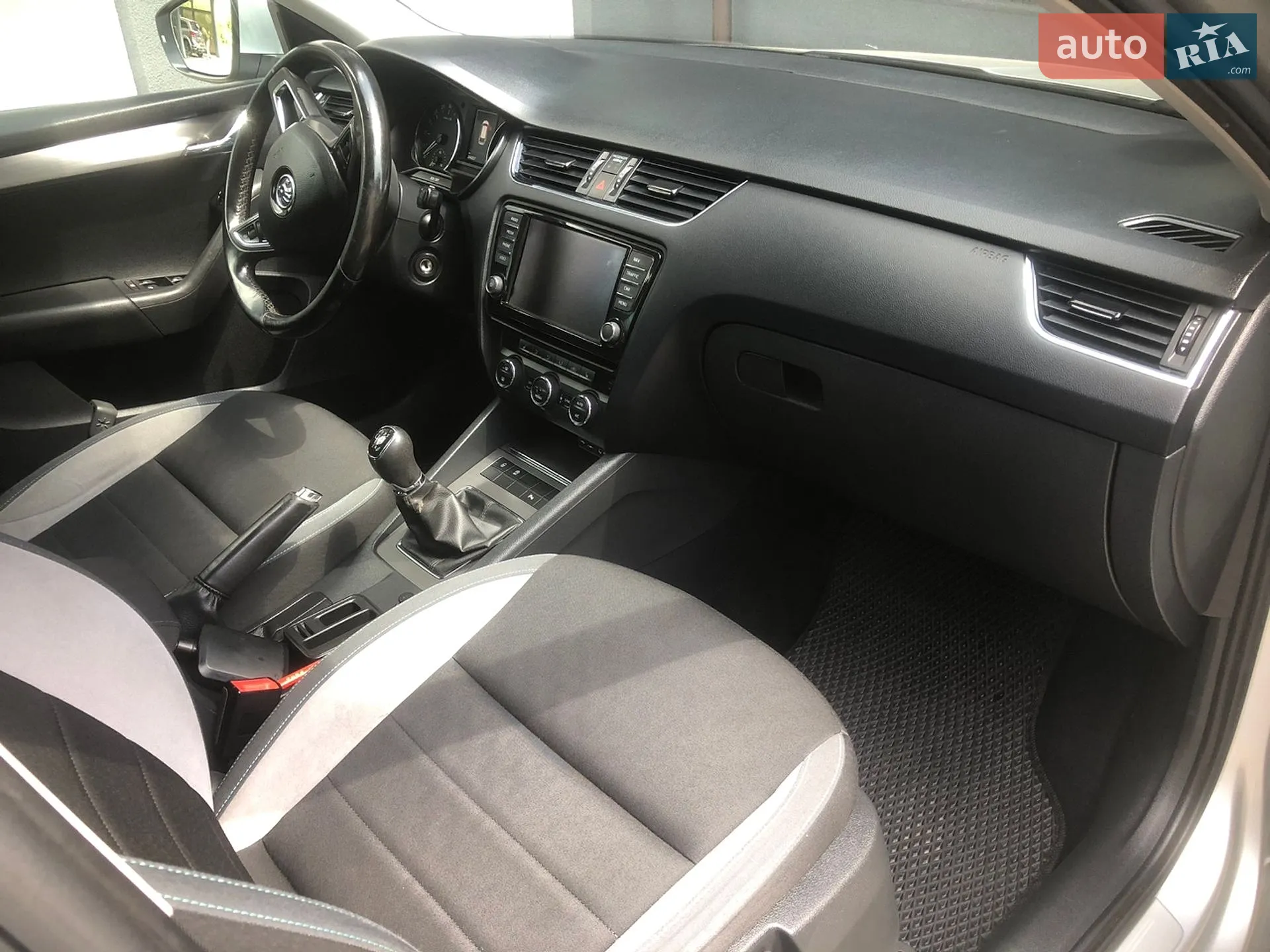 2016 Skoda Octavia - мініатюра 7