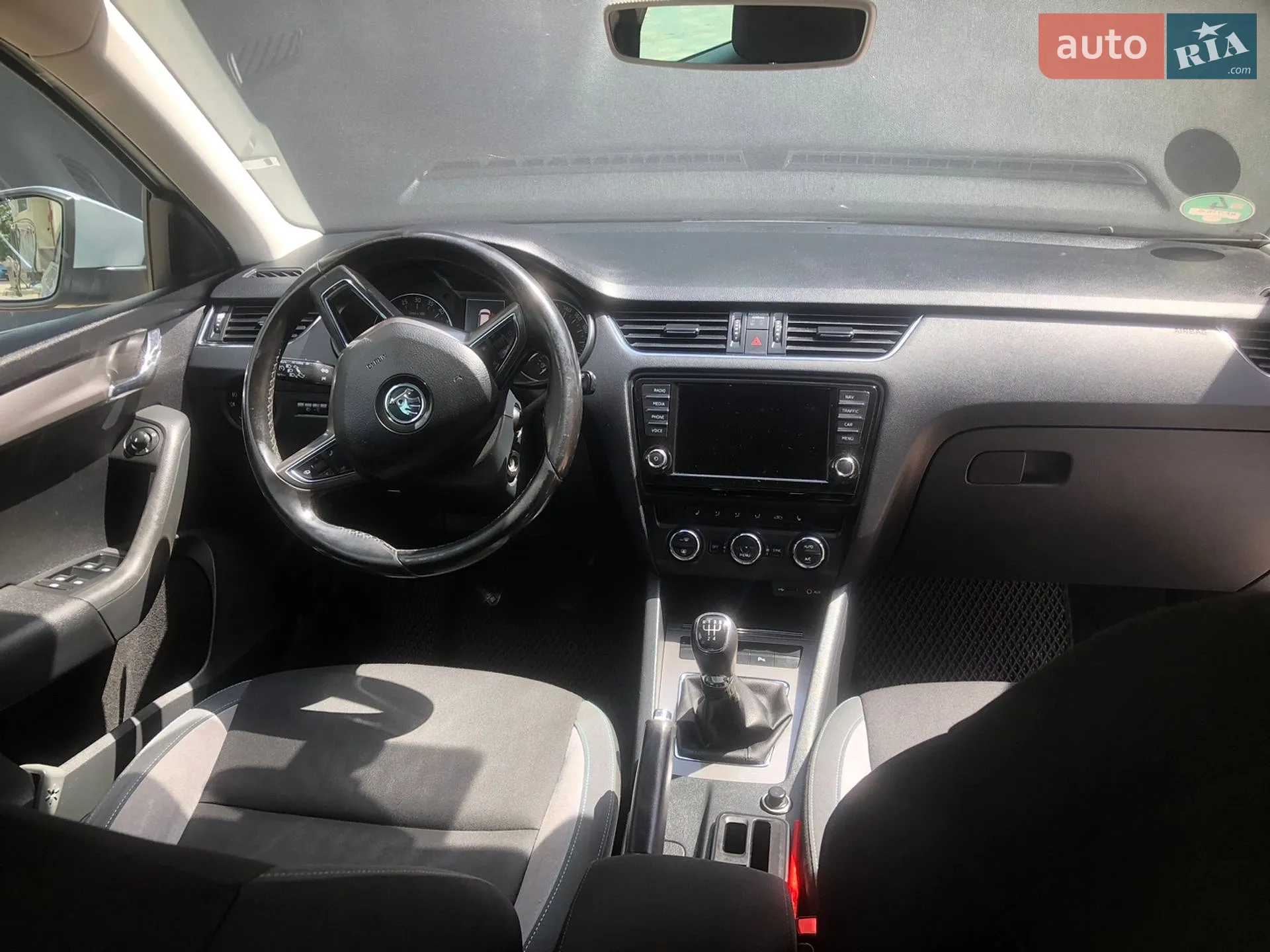 2016 Skoda Octavia - мініатюра 8