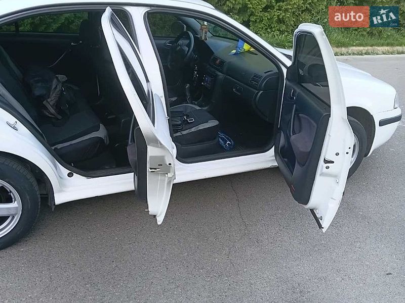 Лифтбек Skoda Octavia 2010 в Ровно
