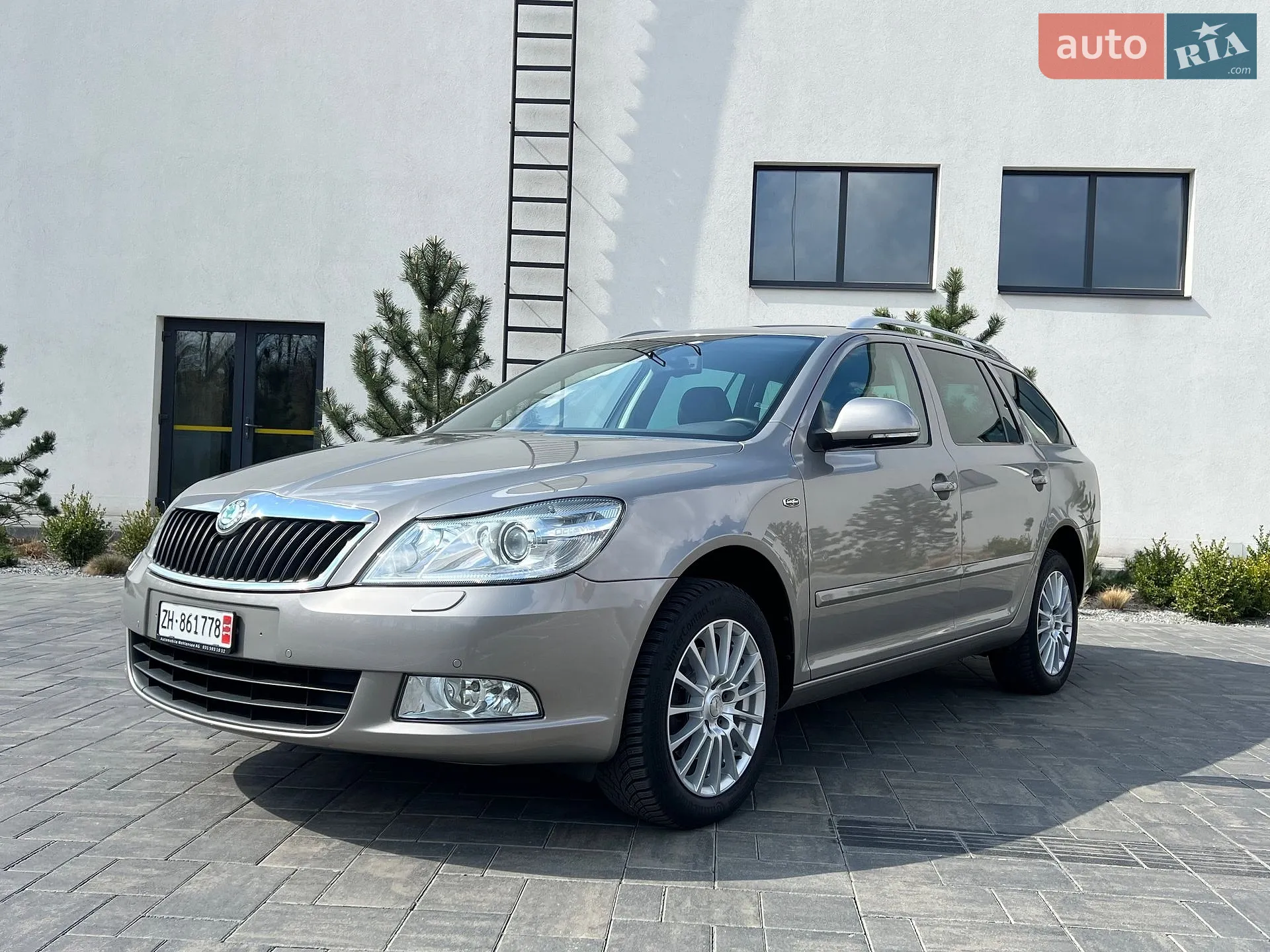 2011 Skoda Octavia - мініатюра 13