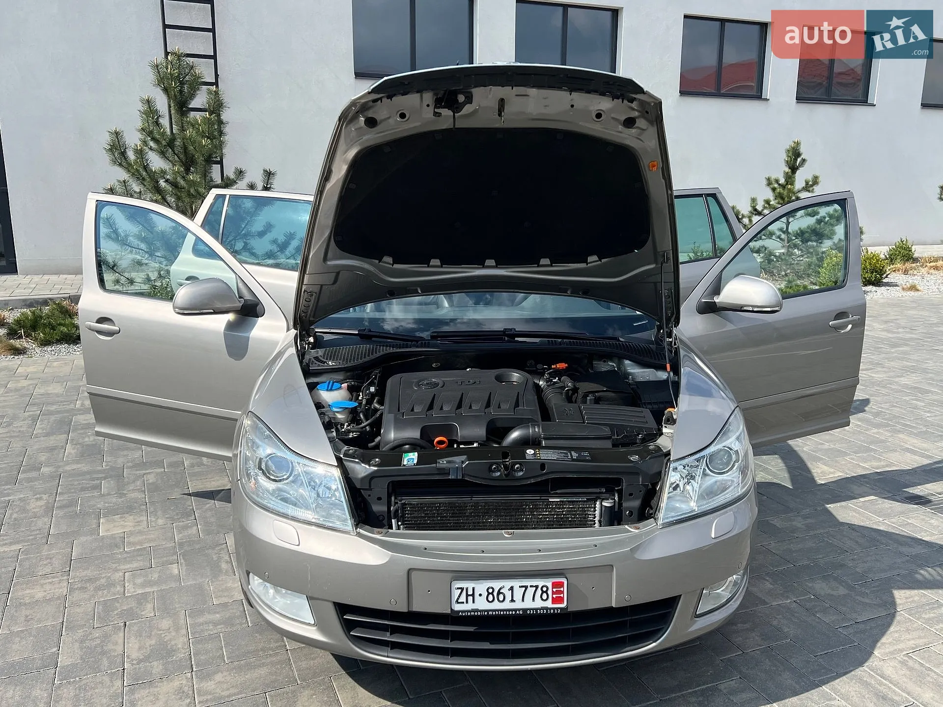 2011 Skoda Octavia - мініатюра 158