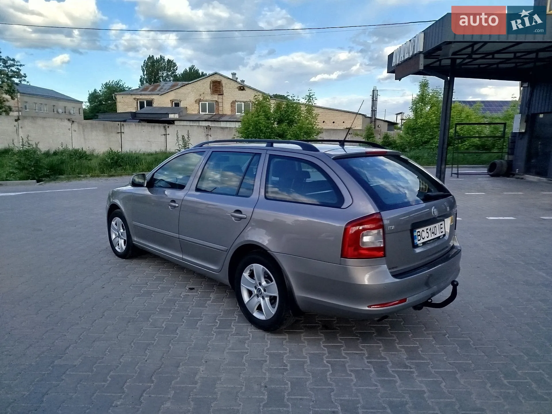 2010 Skoda Octavia - мініатюра 4