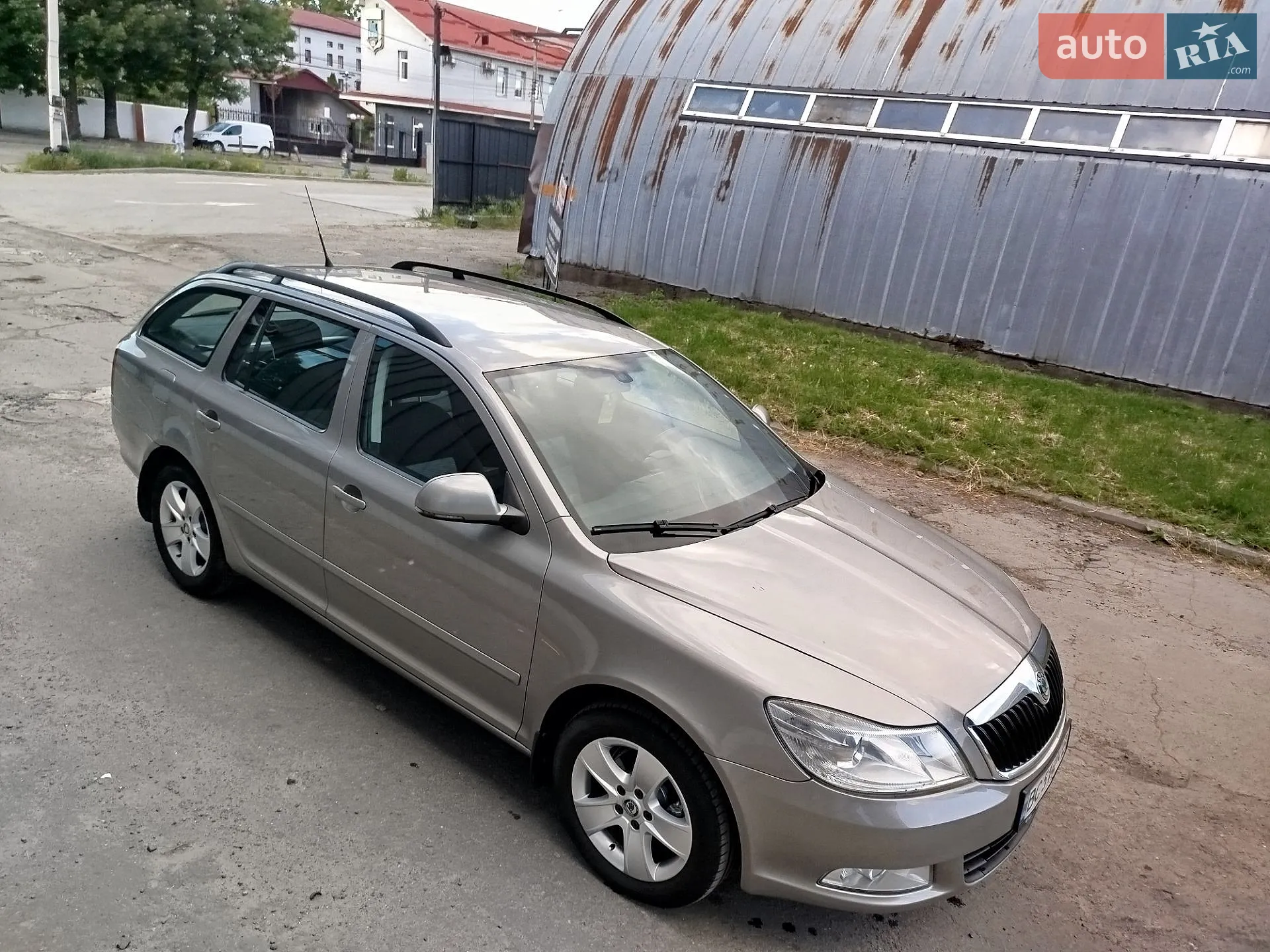 2010 Skoda Octavia - мініатюра 11
