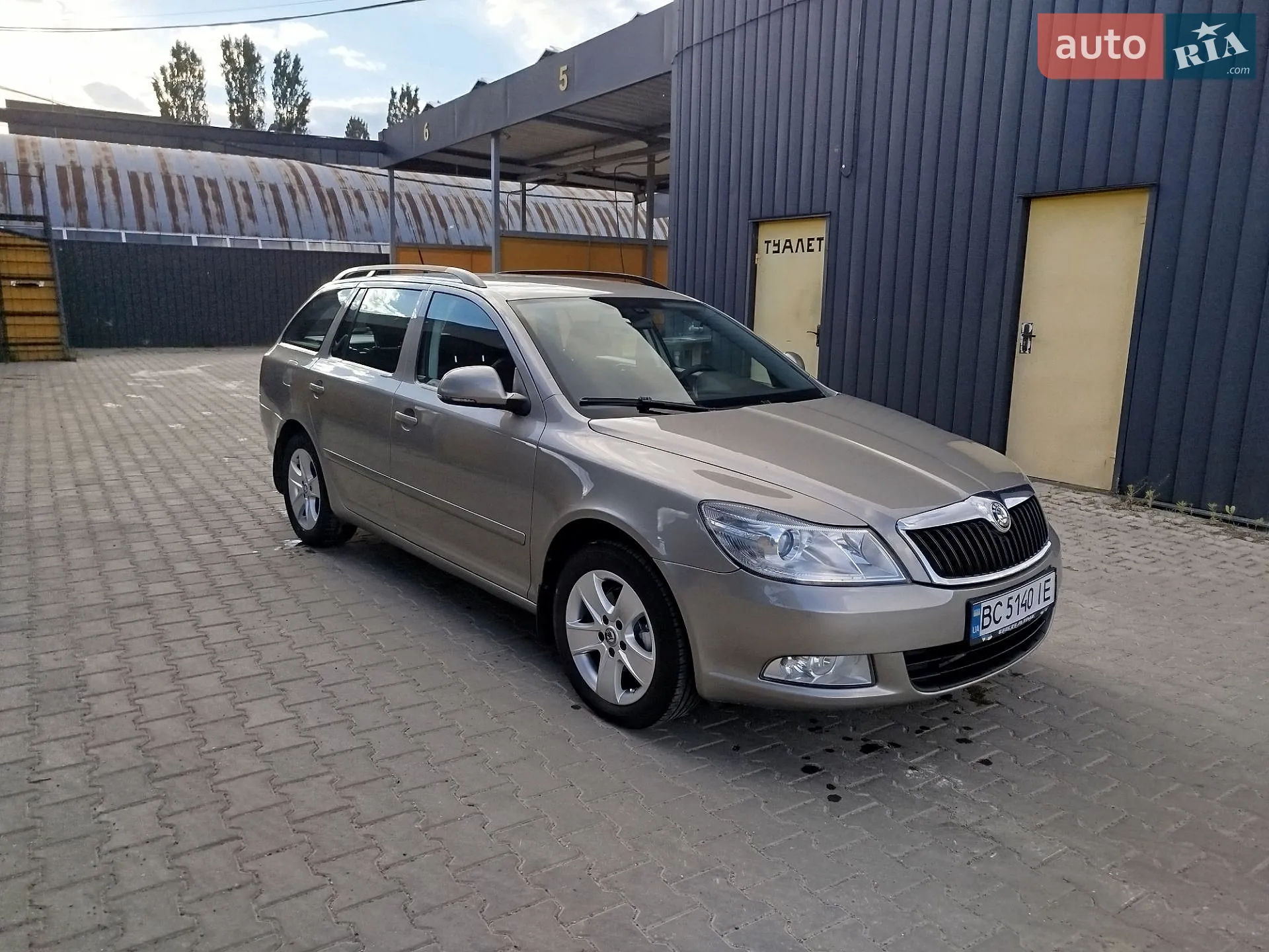 2010 Skoda Octavia - мініатюра 18