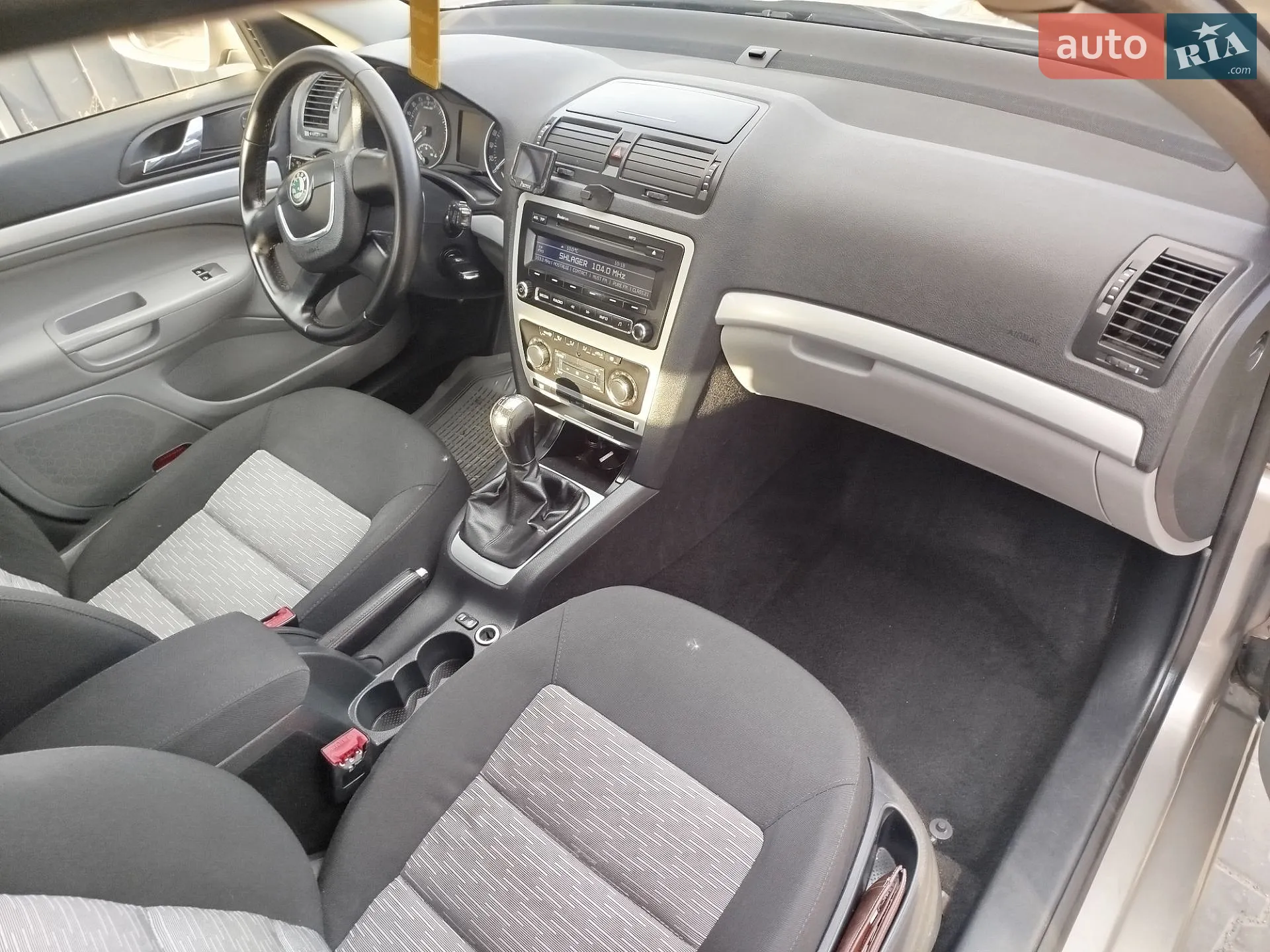 2010 Skoda Octavia - мініатюра 37