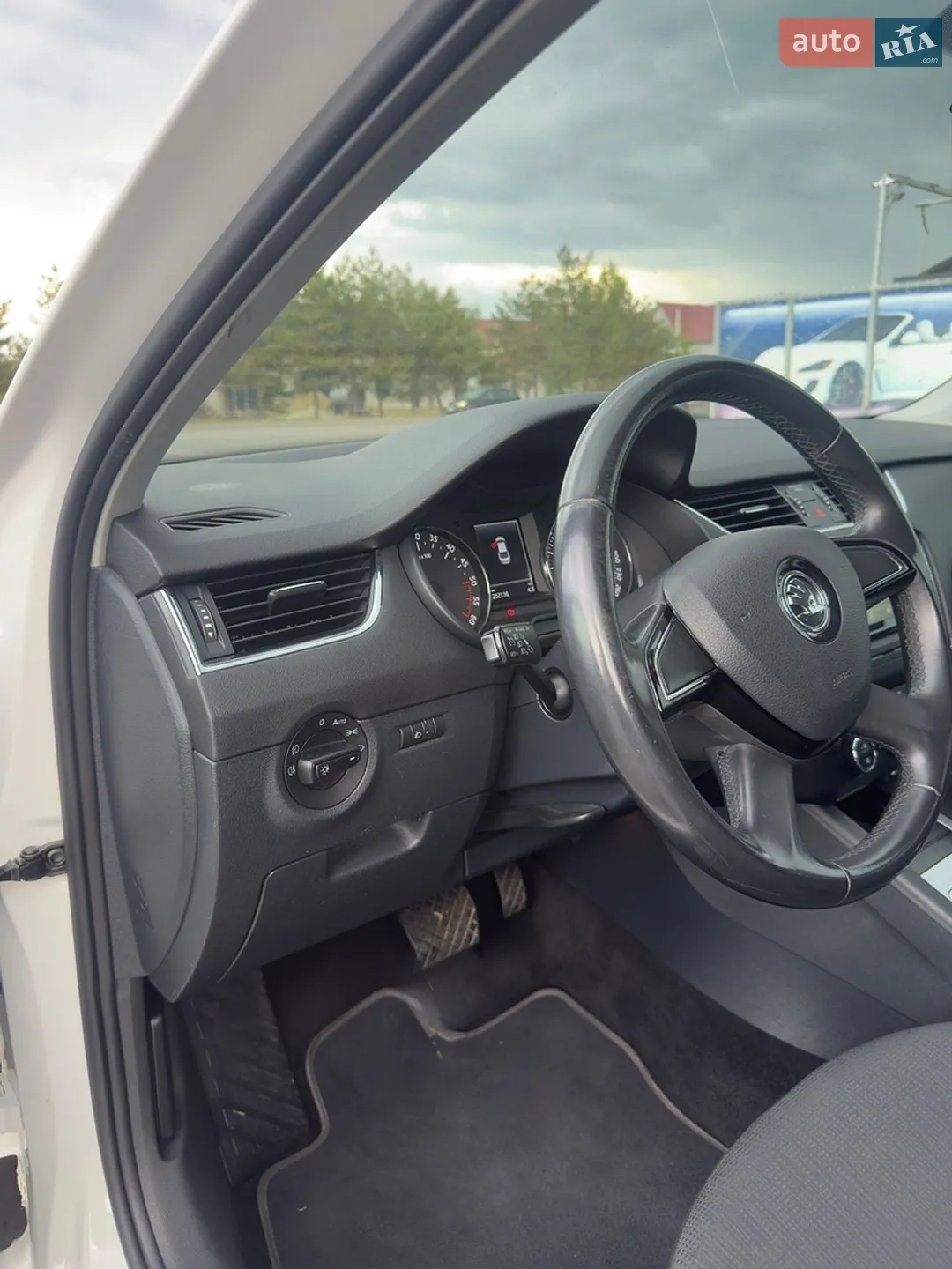 2014 Skoda Octavia - мініатюра 92