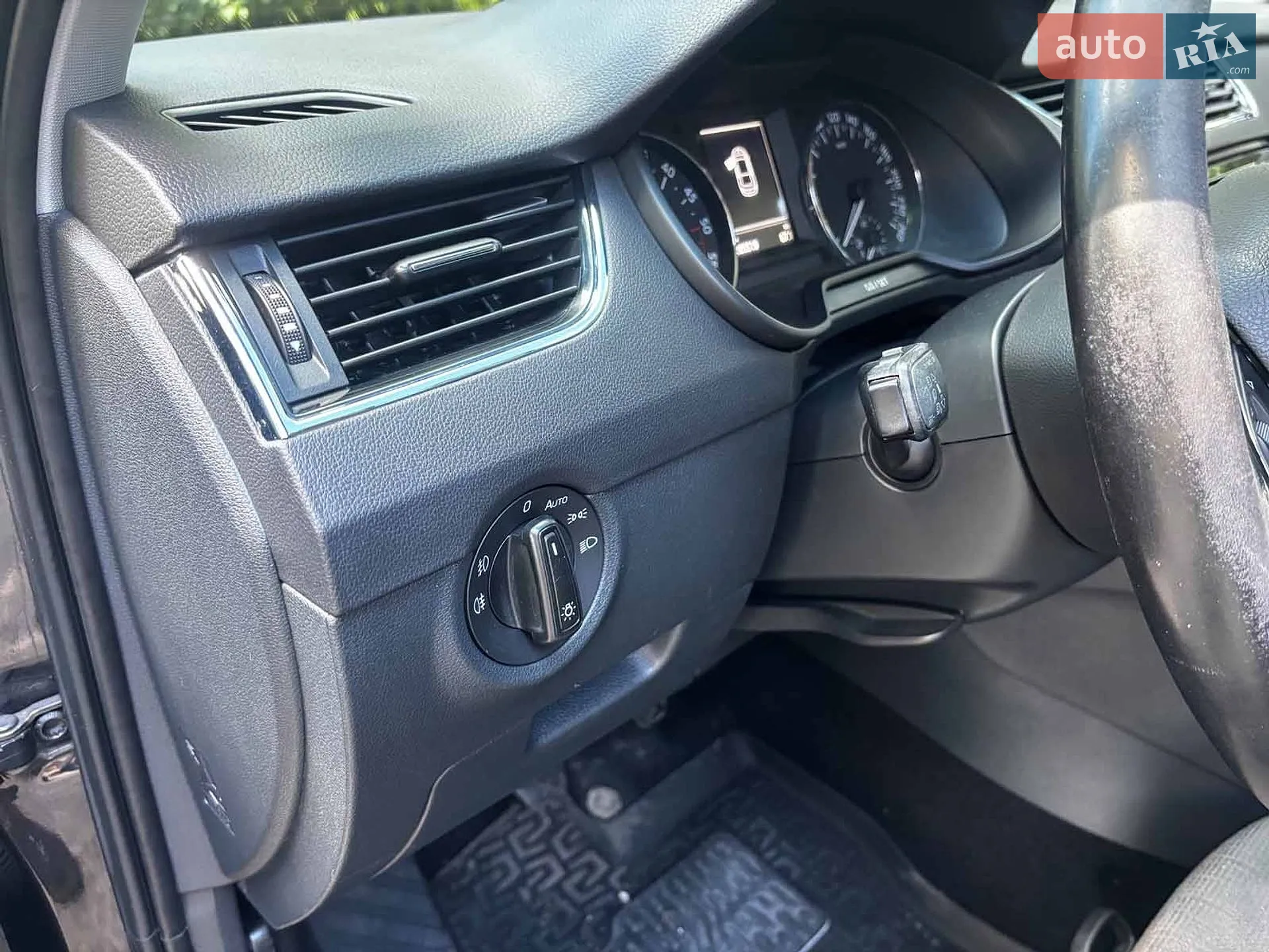 2014 Skoda Octavia - мініатюра 20