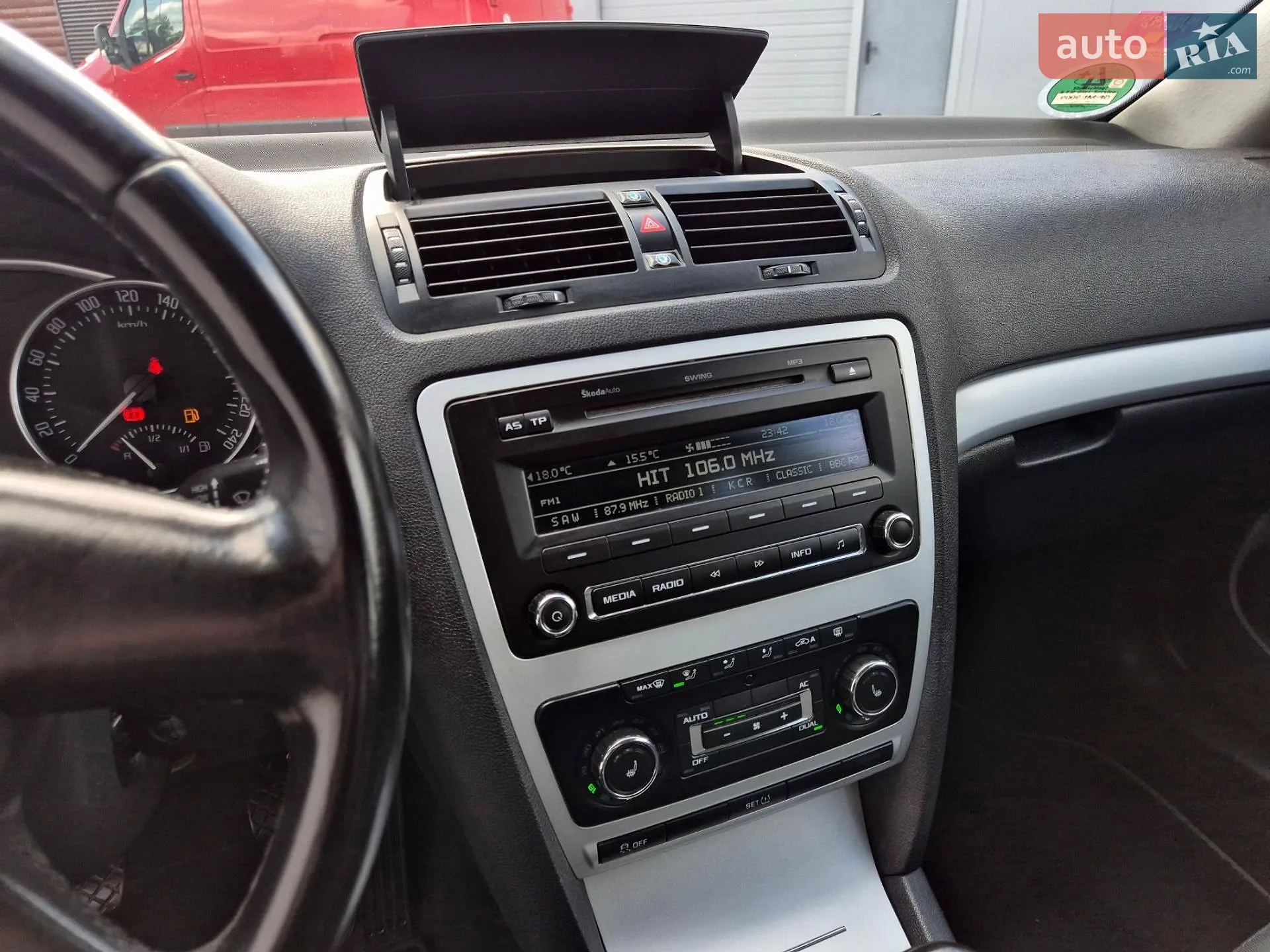 2011 Skoda Octavia - мініатюра 19