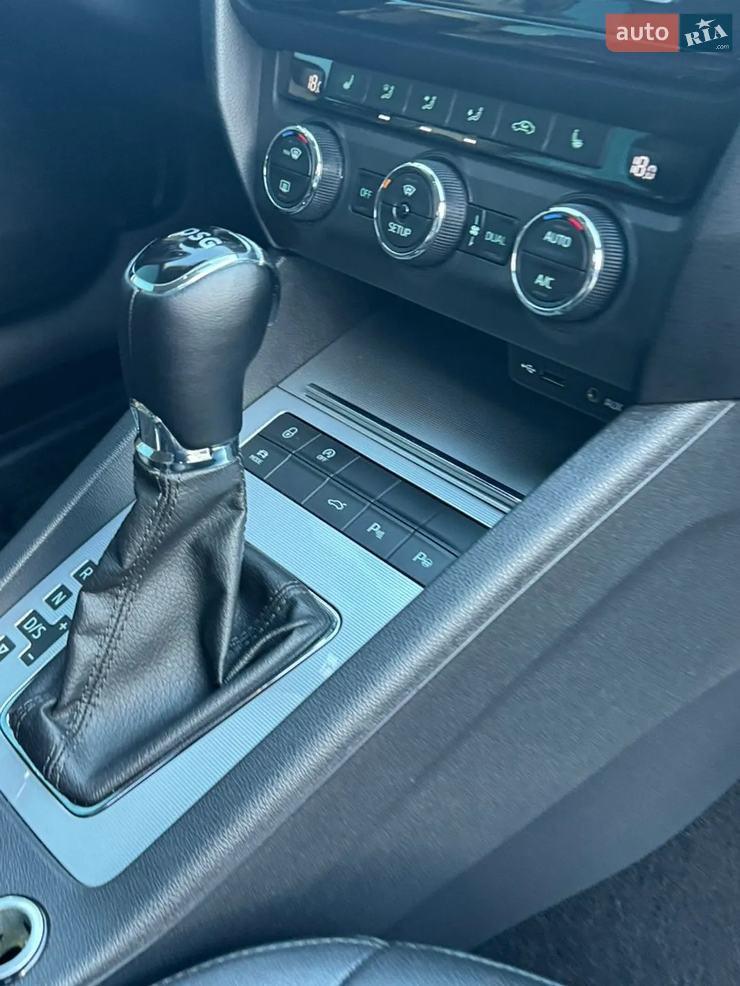 2013 Skoda Octavia - мініатюра 12