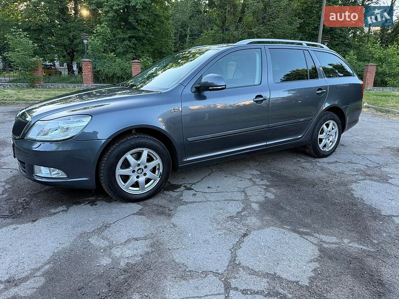 Универсал Skoda Octavia 2011 в Полтаве