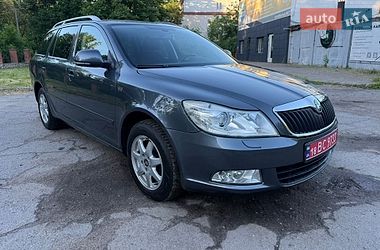 Универсал Skoda Octavia 2011 в Полтаве