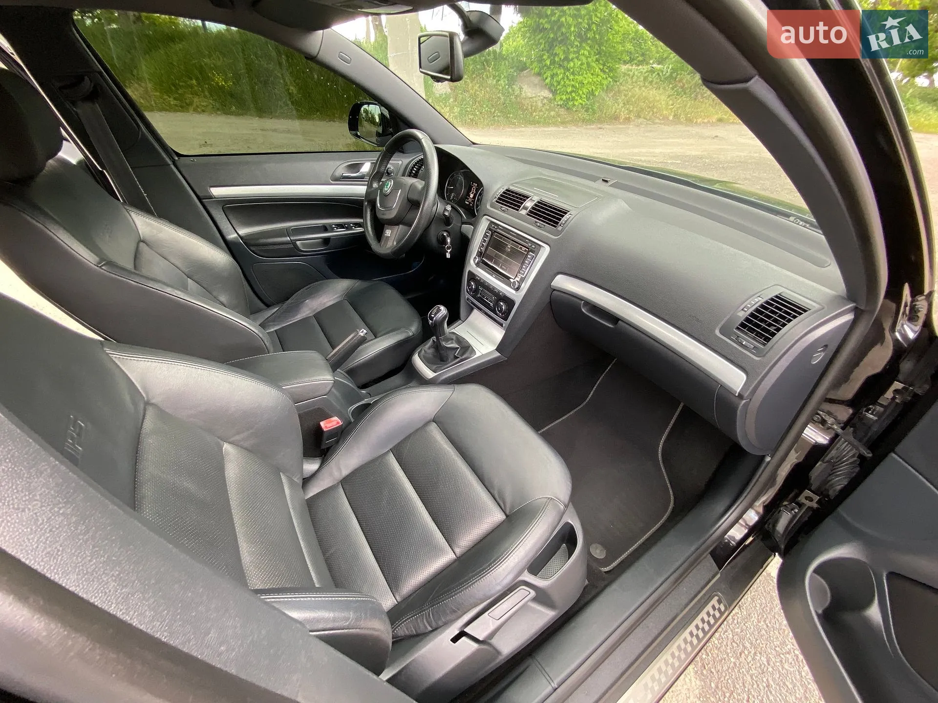 2011 Skoda Octavia - мініатюра 14