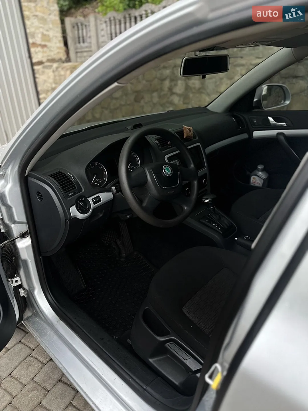 2010 Skoda Octavia - мініатюра 20