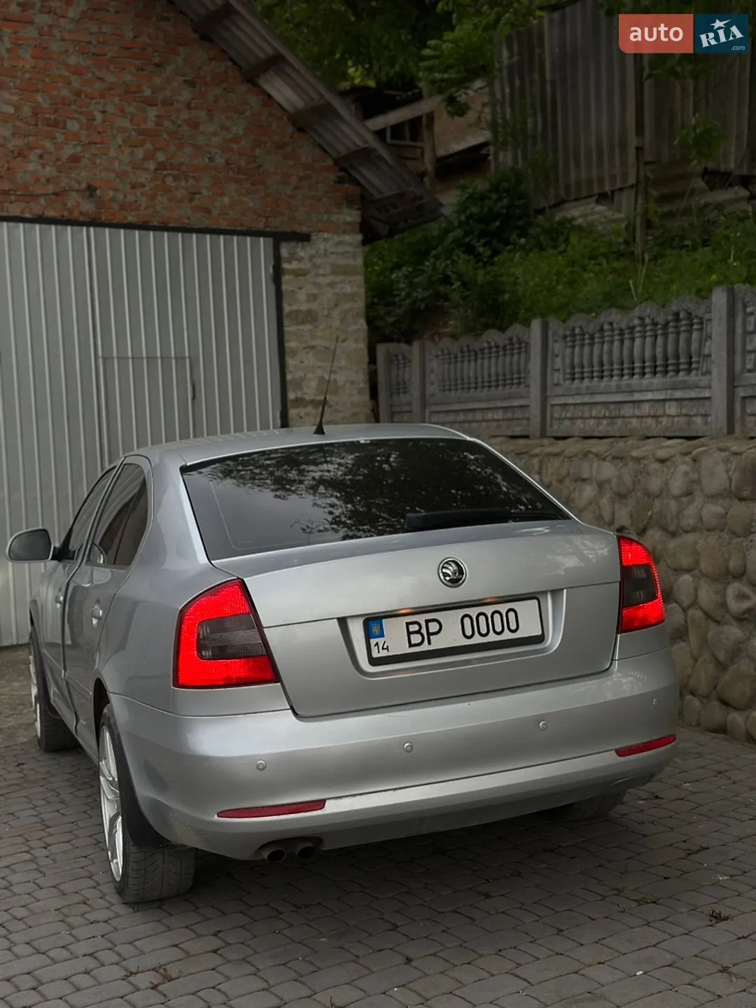 2010 Skoda Octavia - мініатюра 13