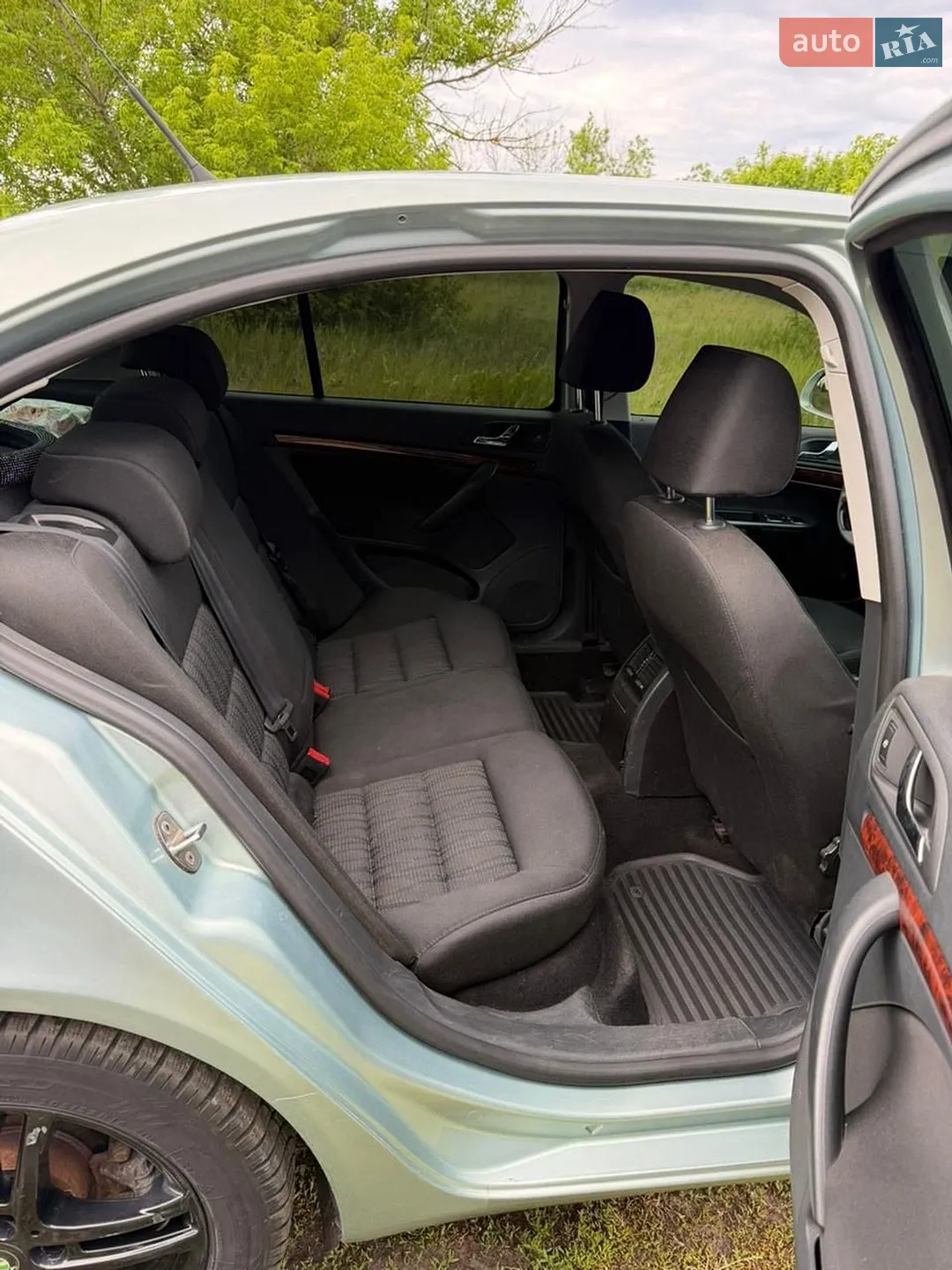 2010 Skoda Octavia - мініатюра 11