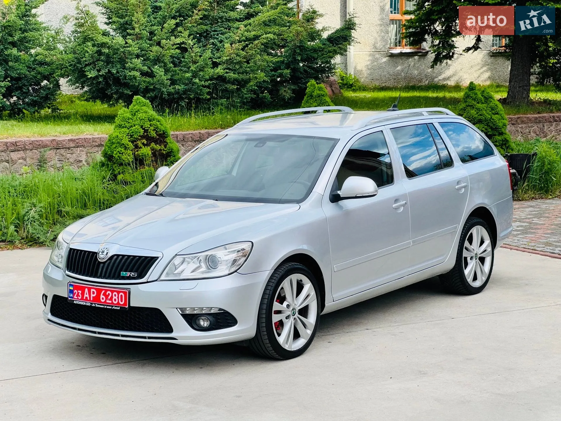 2010 Skoda Octavia - мініатюра 4