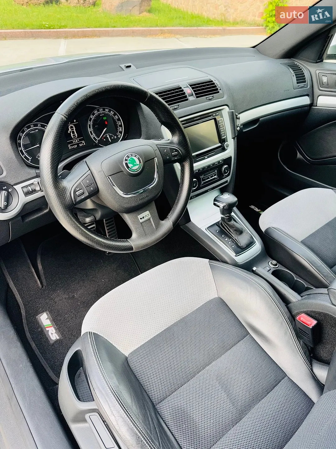 2010 Skoda Octavia - мініатюра 30