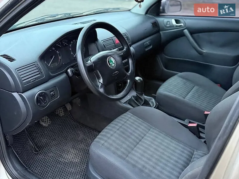 Skoda Octavia 2005 VIN TMBJX21UX68839080 фото оголошення 10 з 48