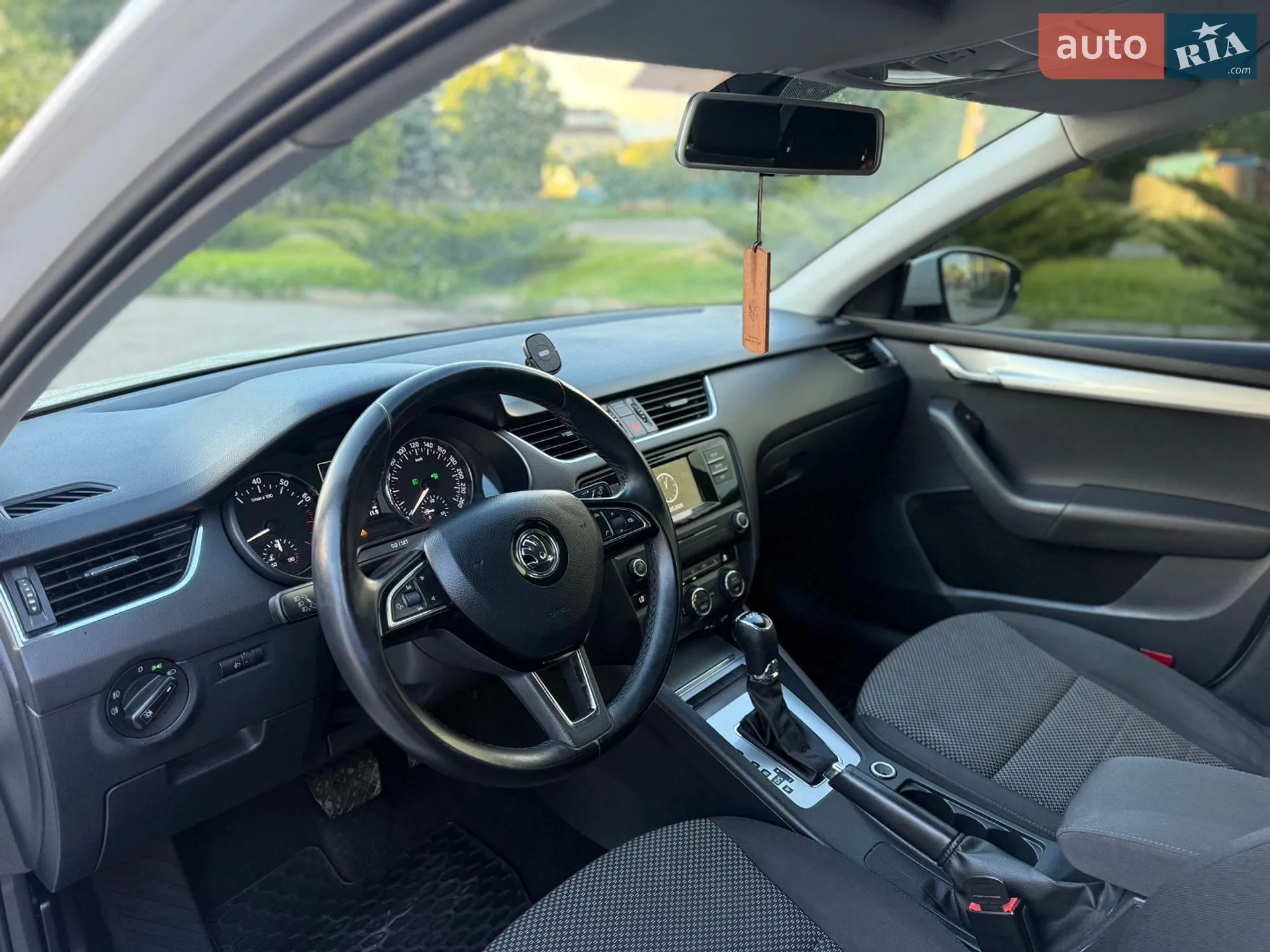 2016 Skoda Octavia - мініатюра 32