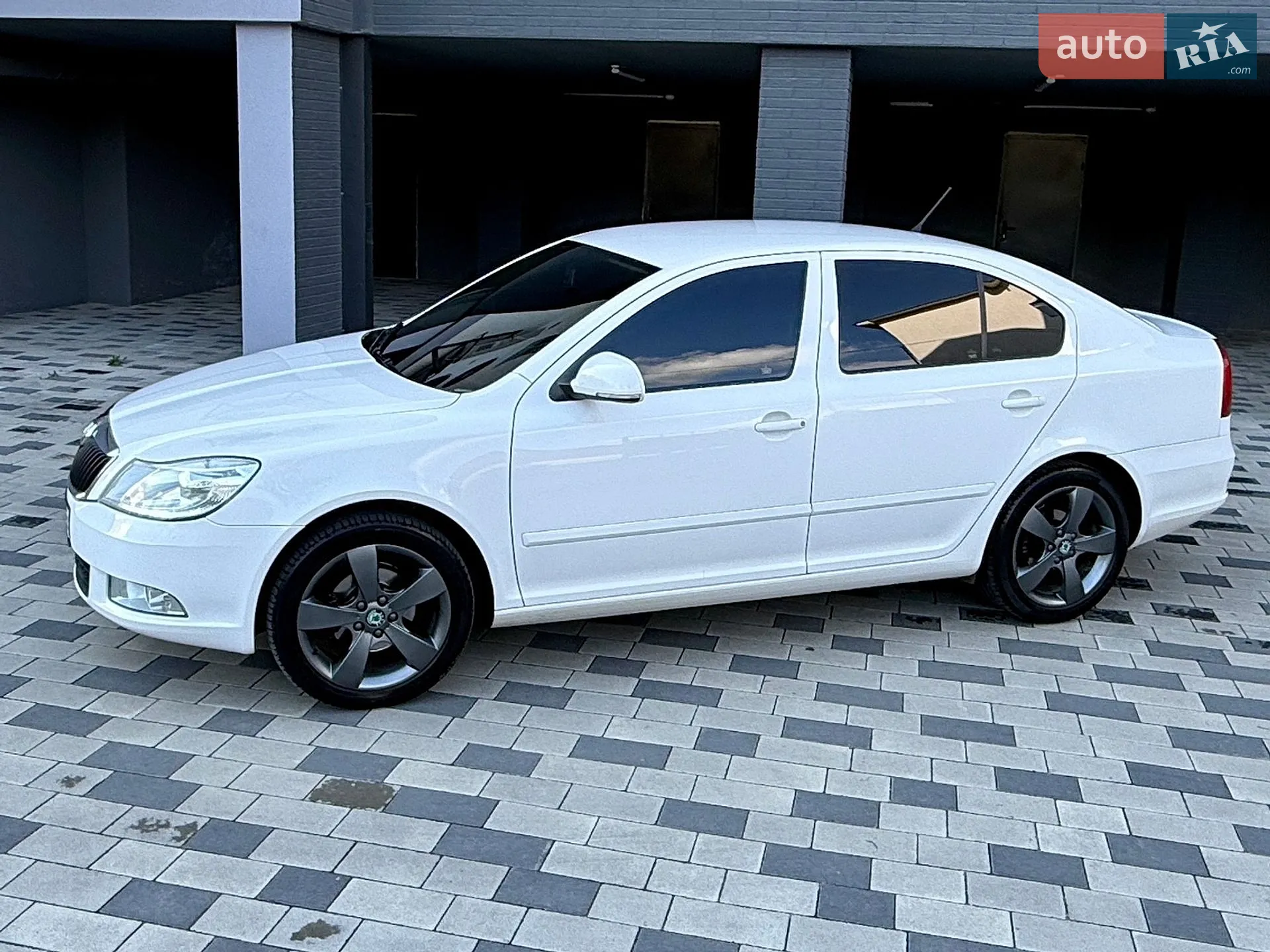 2011 Skoda Octavia - мініатюра 6
