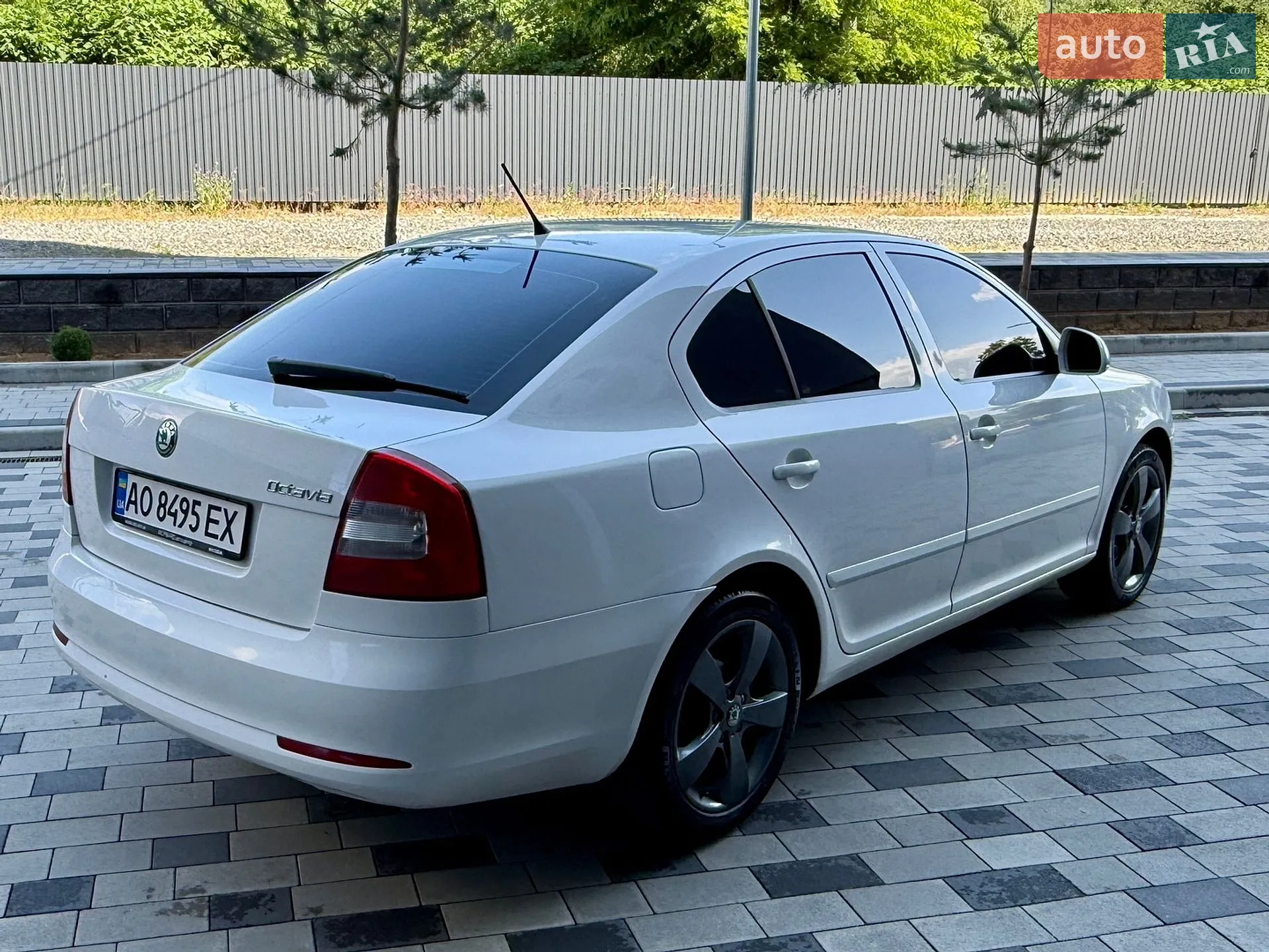 2011 Skoda Octavia - мініатюра 15