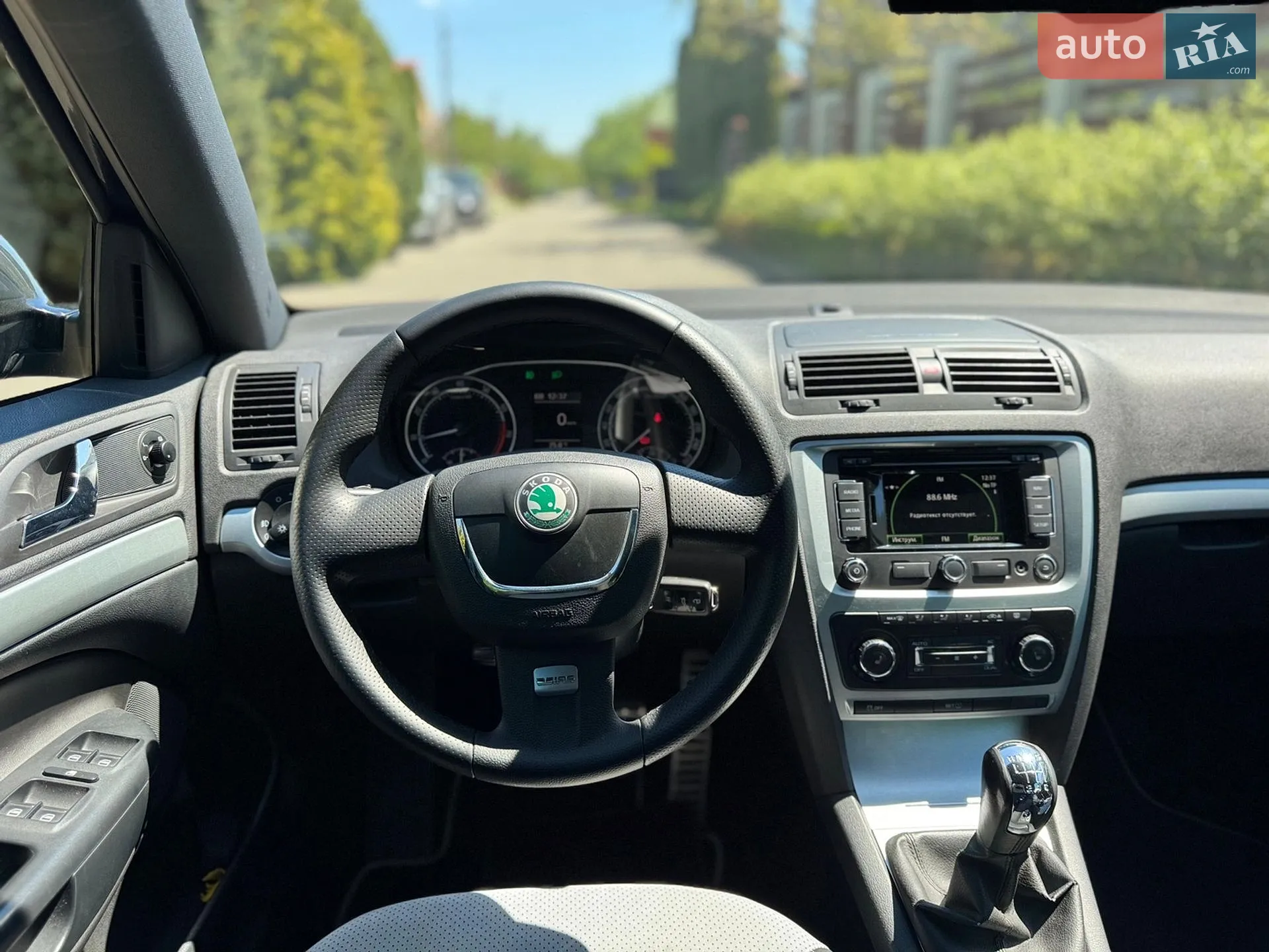 2010 Skoda Octavia - мініатюра 19