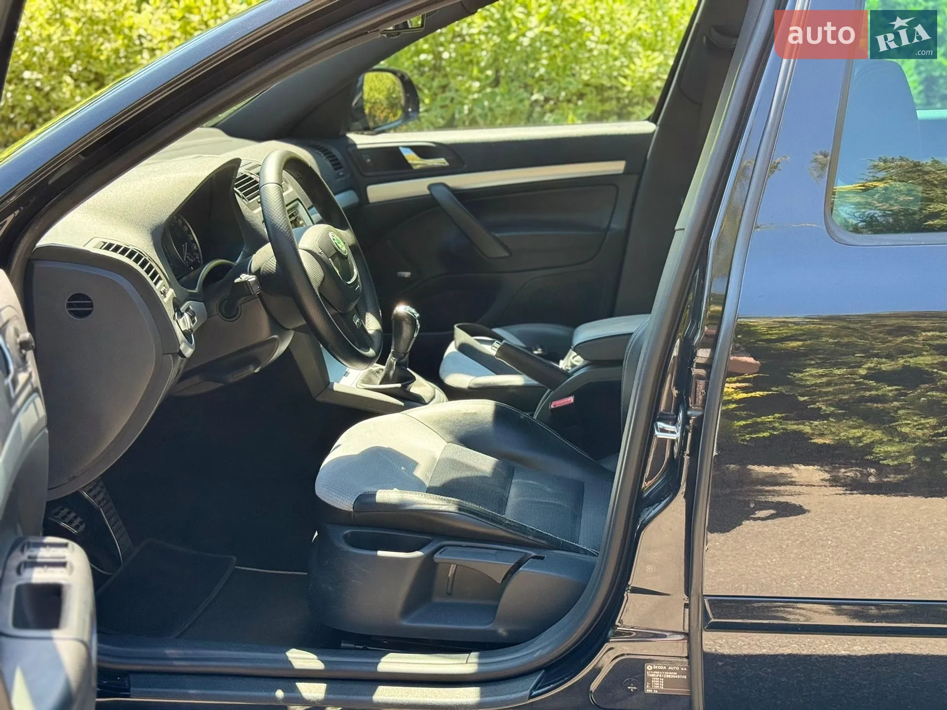 2010 Skoda Octavia - мініатюра 51