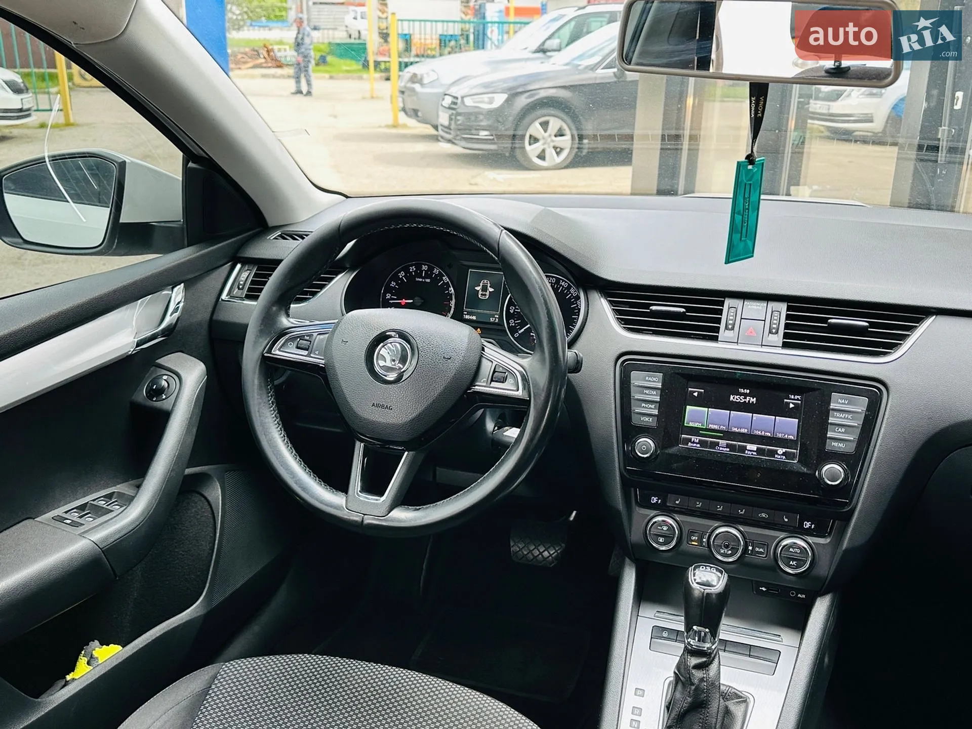 2013 Skoda Octavia - мініатюра 22