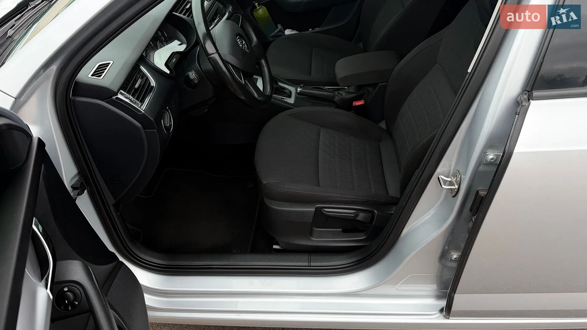 2014 Skoda Octavia - мініатюра 51