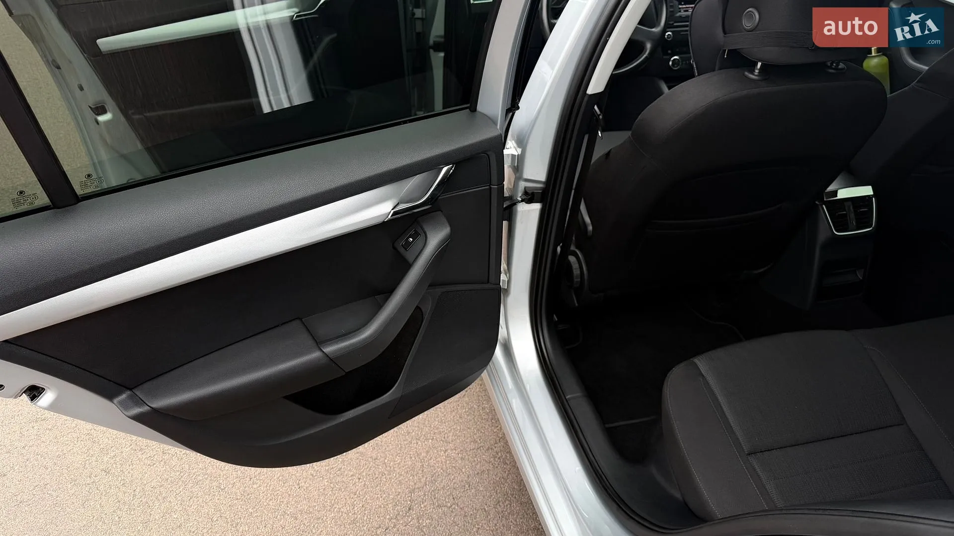 2014 Skoda Octavia - мініатюра 58