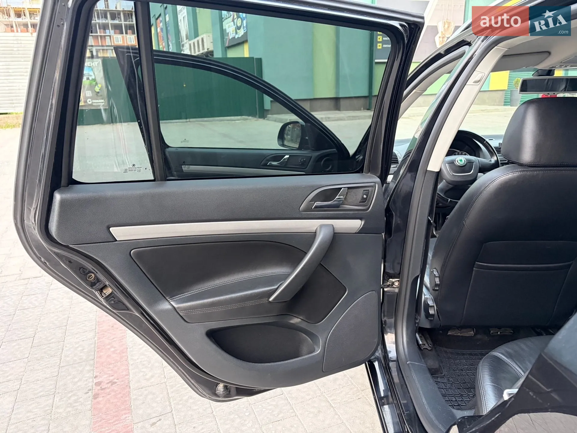 2011 Skoda Octavia - мініатюра 28