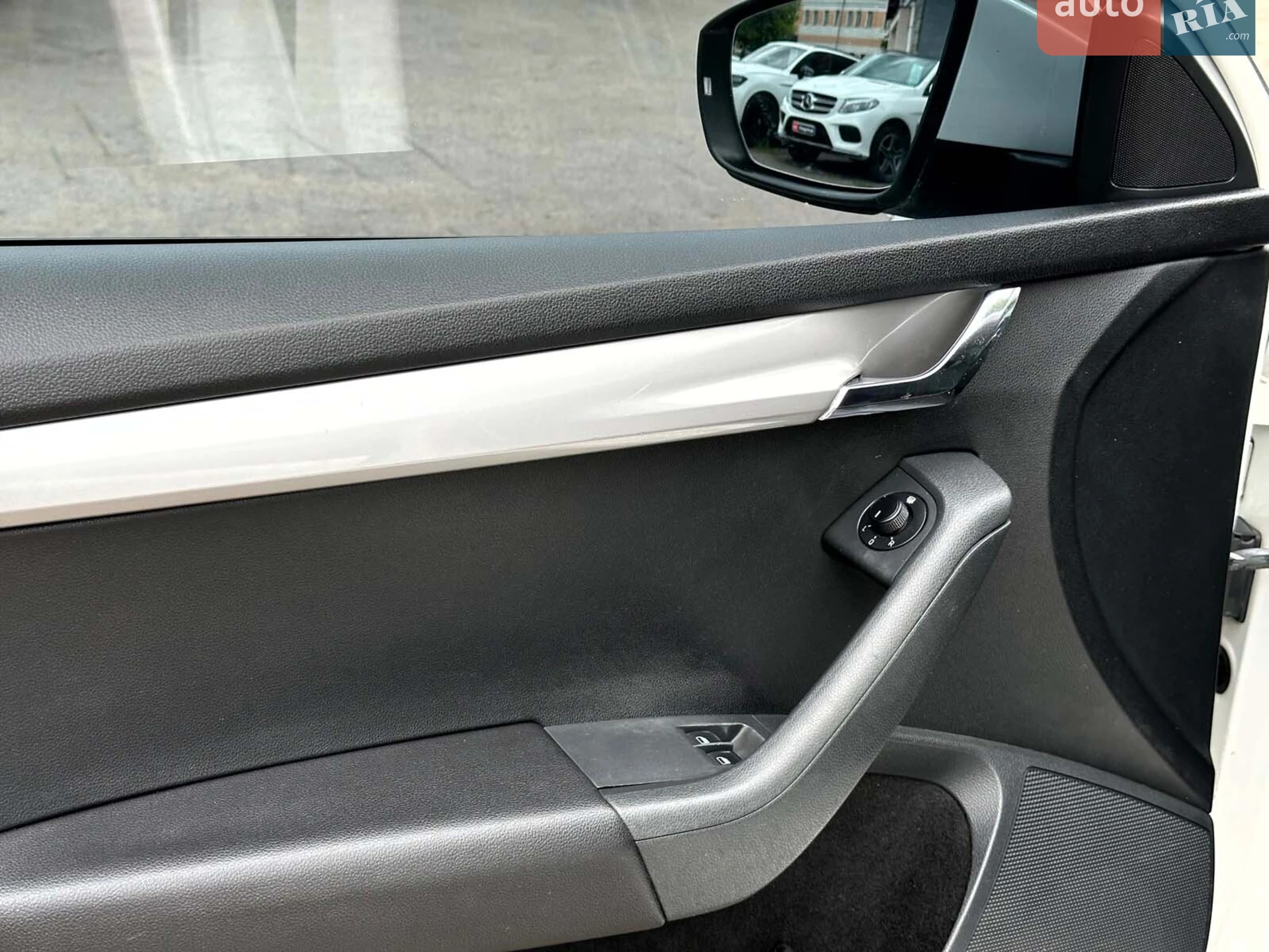 2013 Skoda Octavia - мініатюра 23