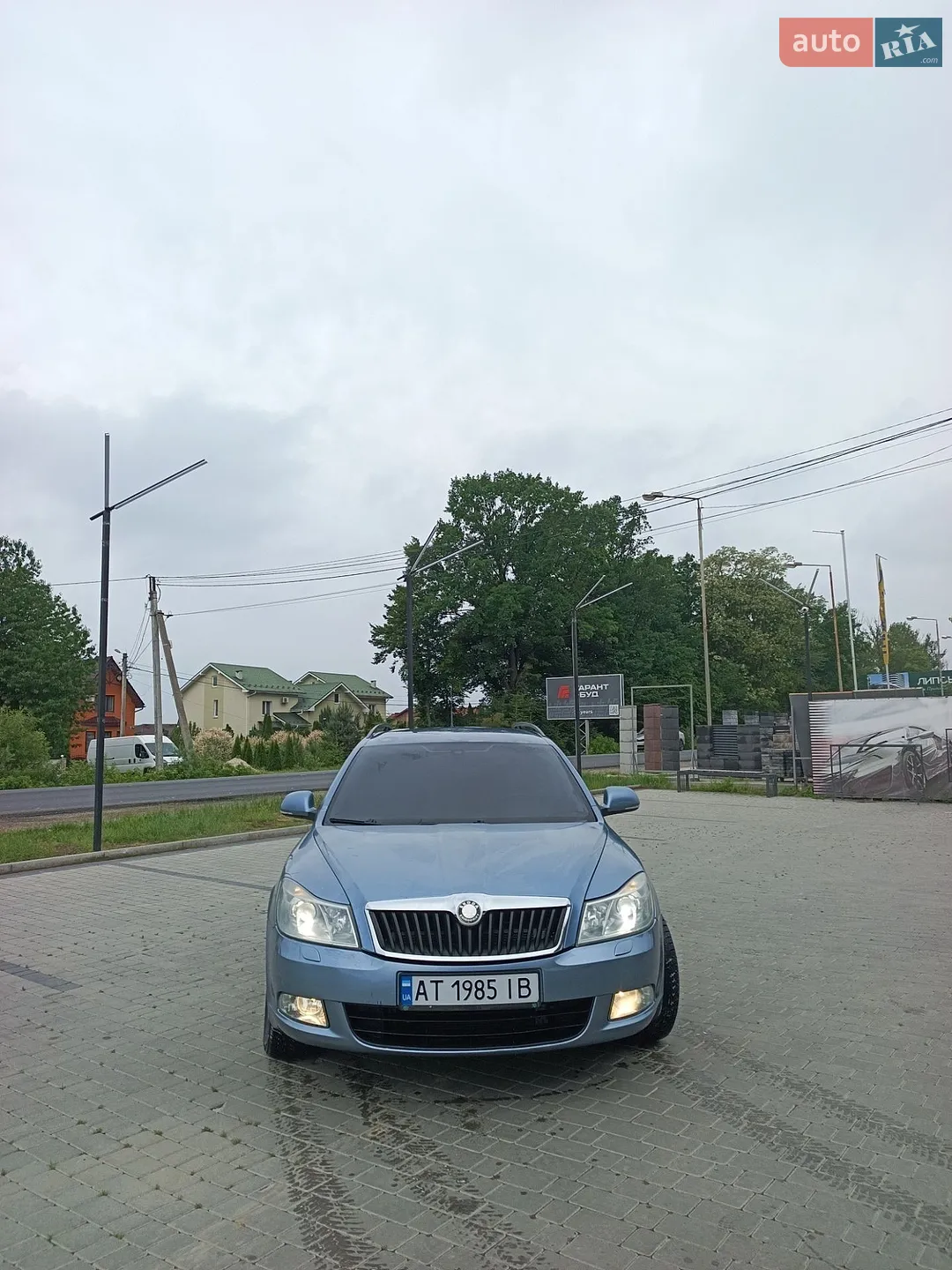 2010 Skoda Octavia - мініатюра 2