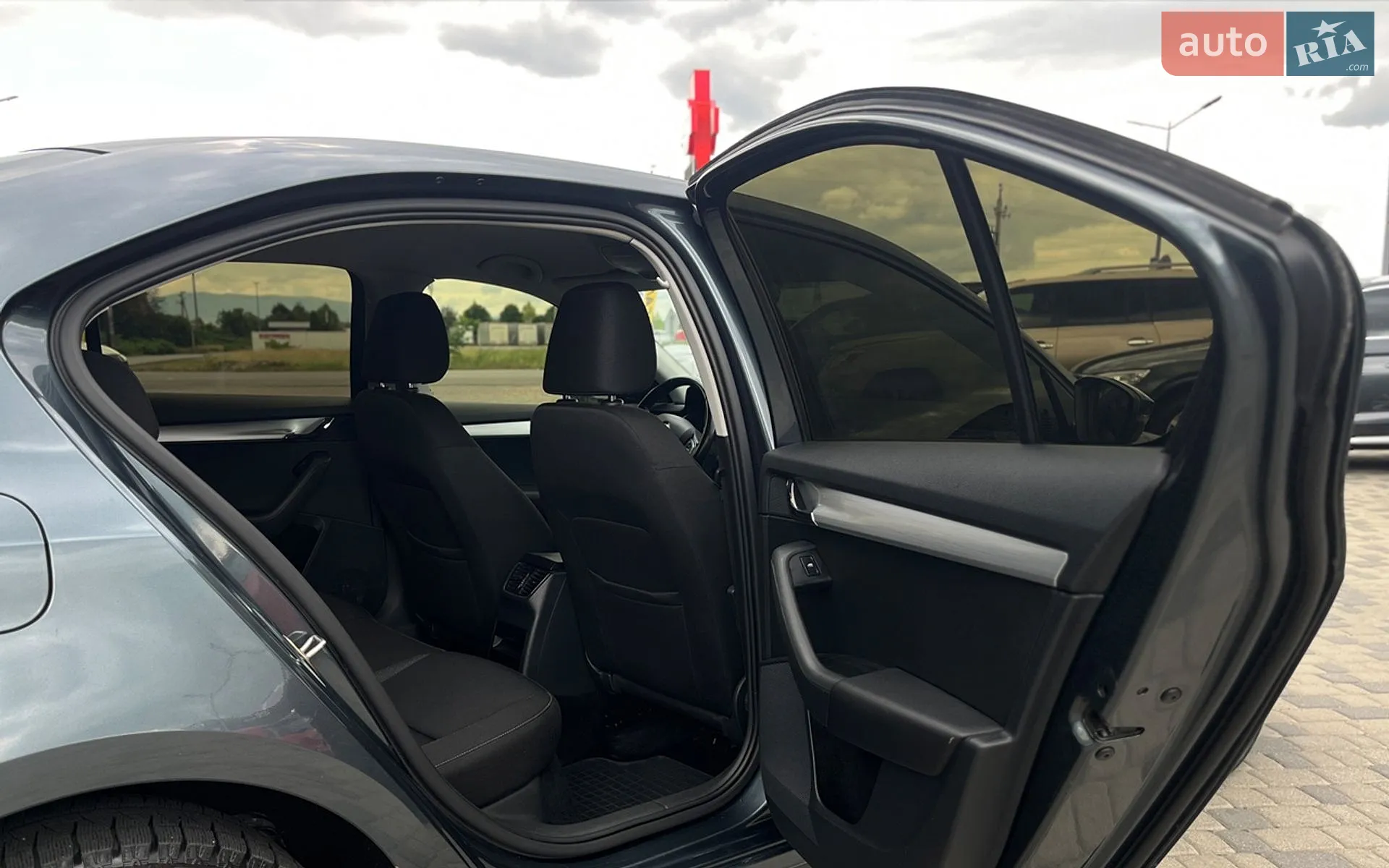 2017 Skoda Octavia - мініатюра 28