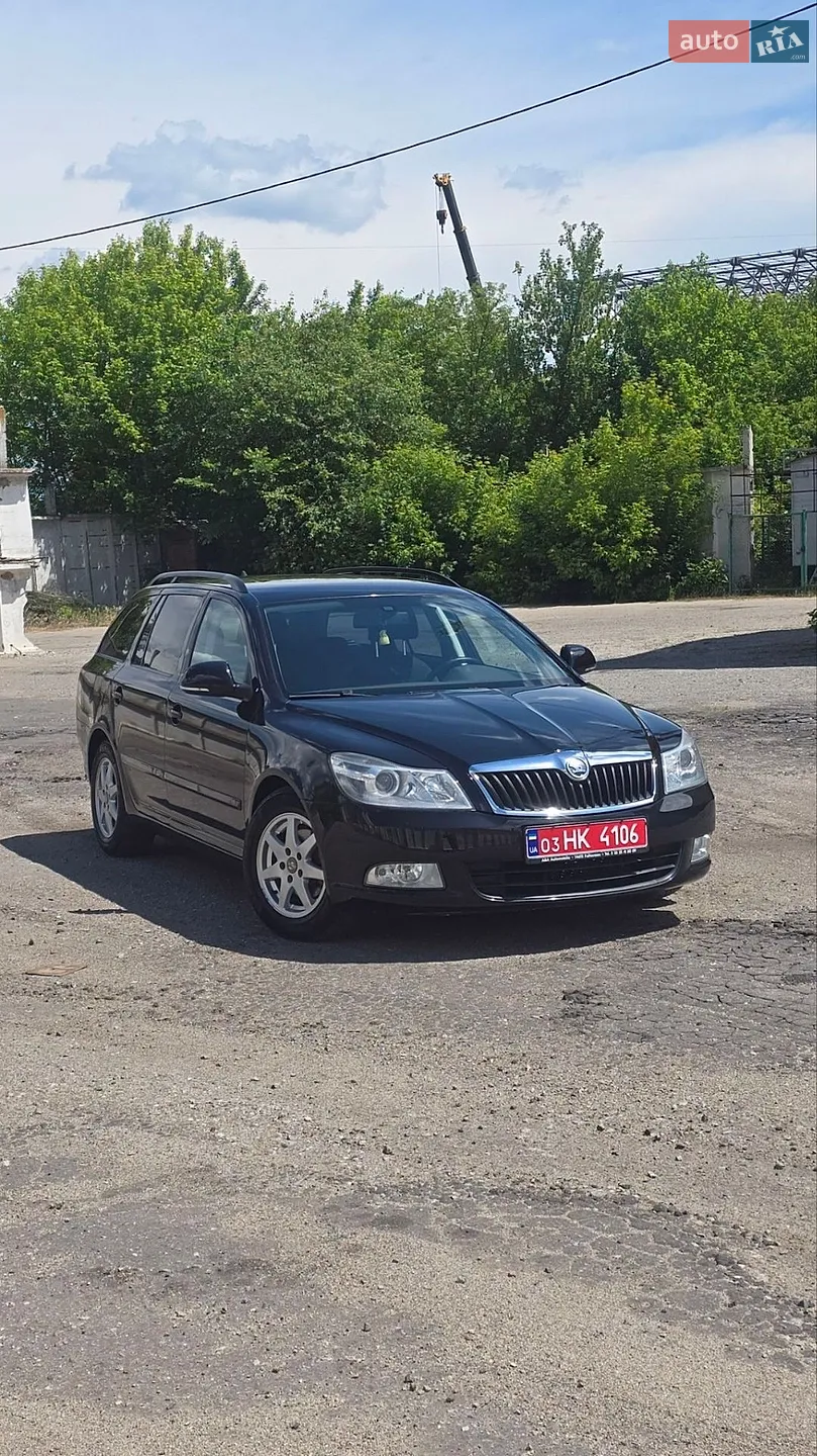 2010 Skoda Octavia - фото 1